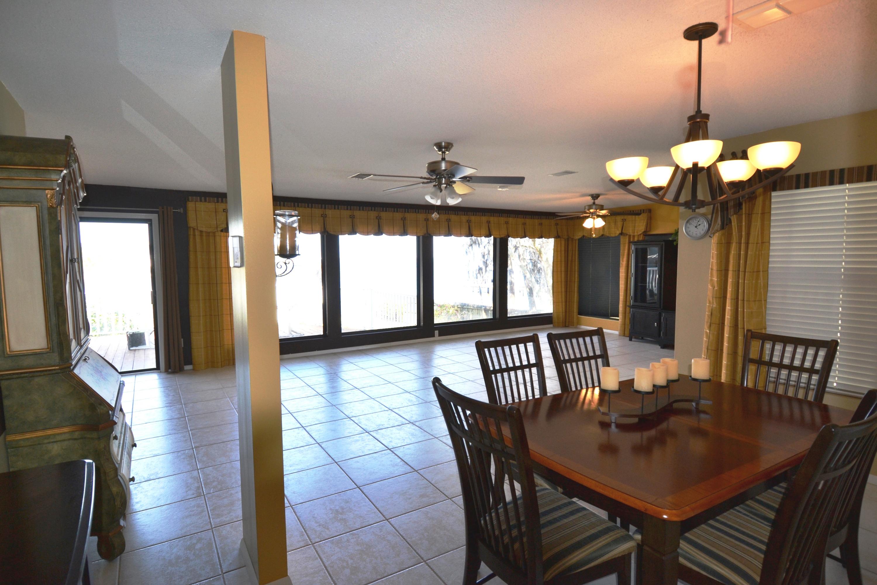 TURQUOISE BEACH - Residential Lease
