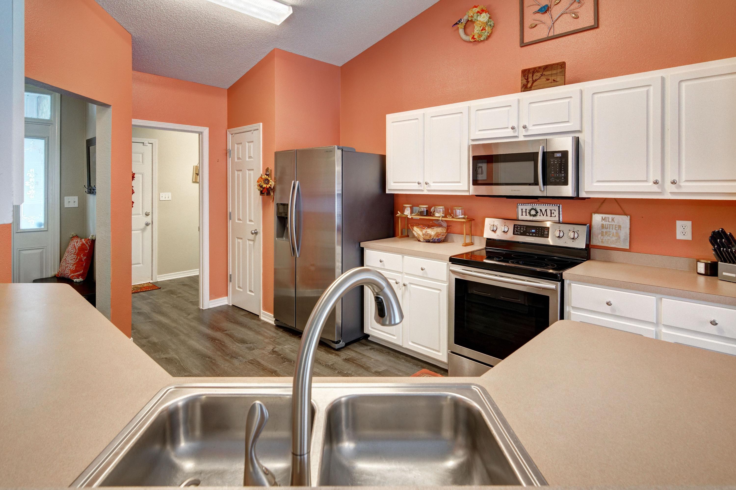 WATERSTONE - Residential
