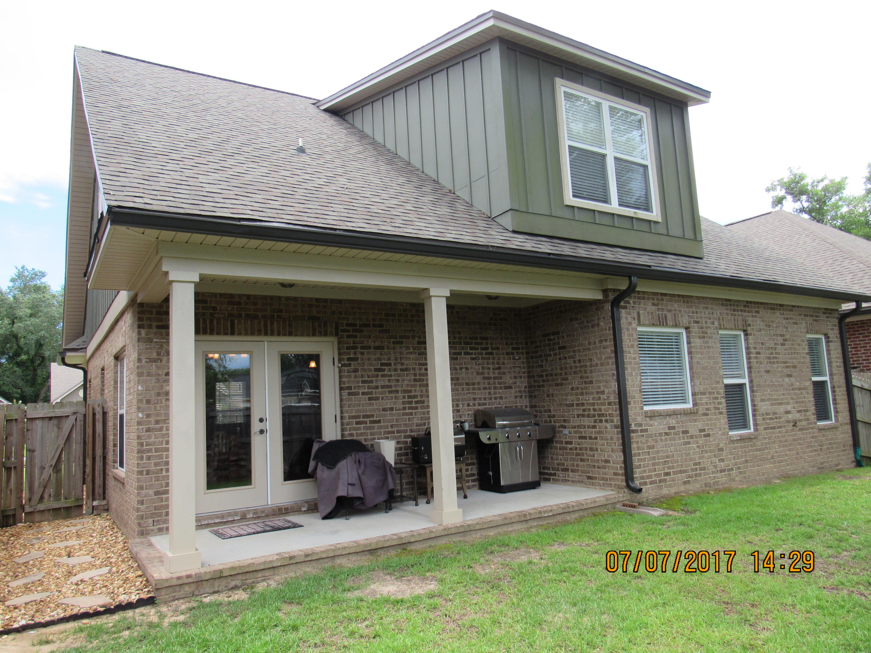 ARROWHEAD - Residential Lease