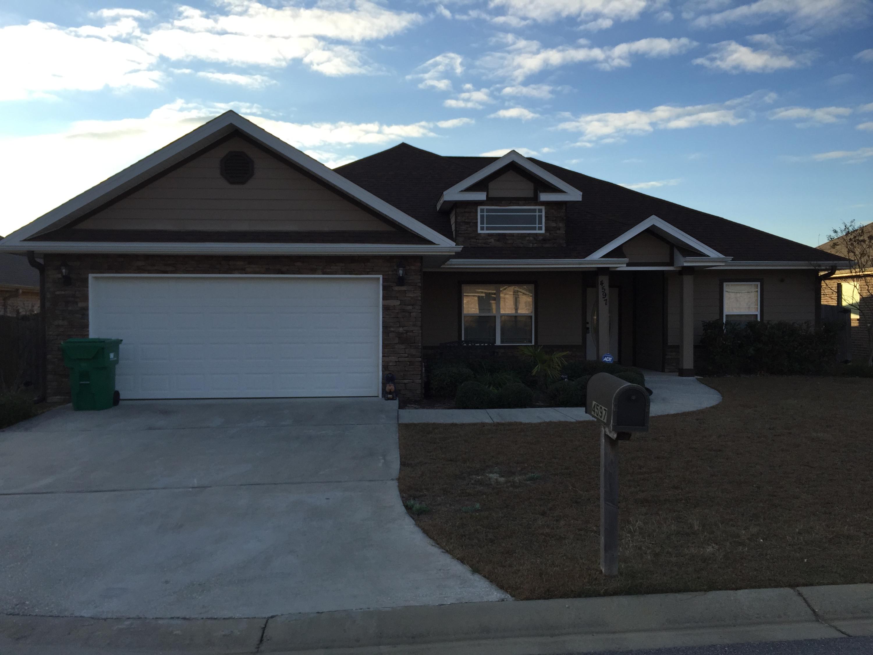 DUGGAN POND ESTATES - Residential Lease