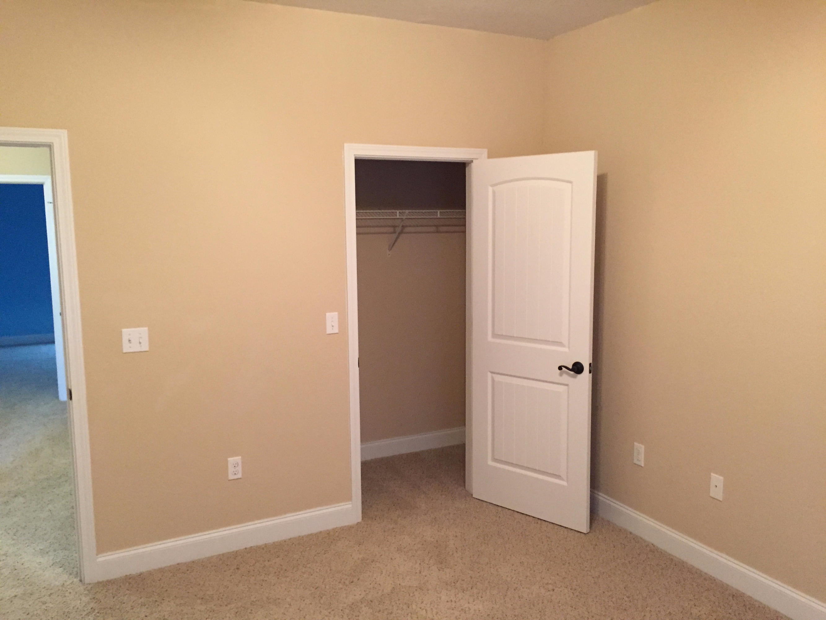 DUGGAN POND ESTATES - Residential Lease