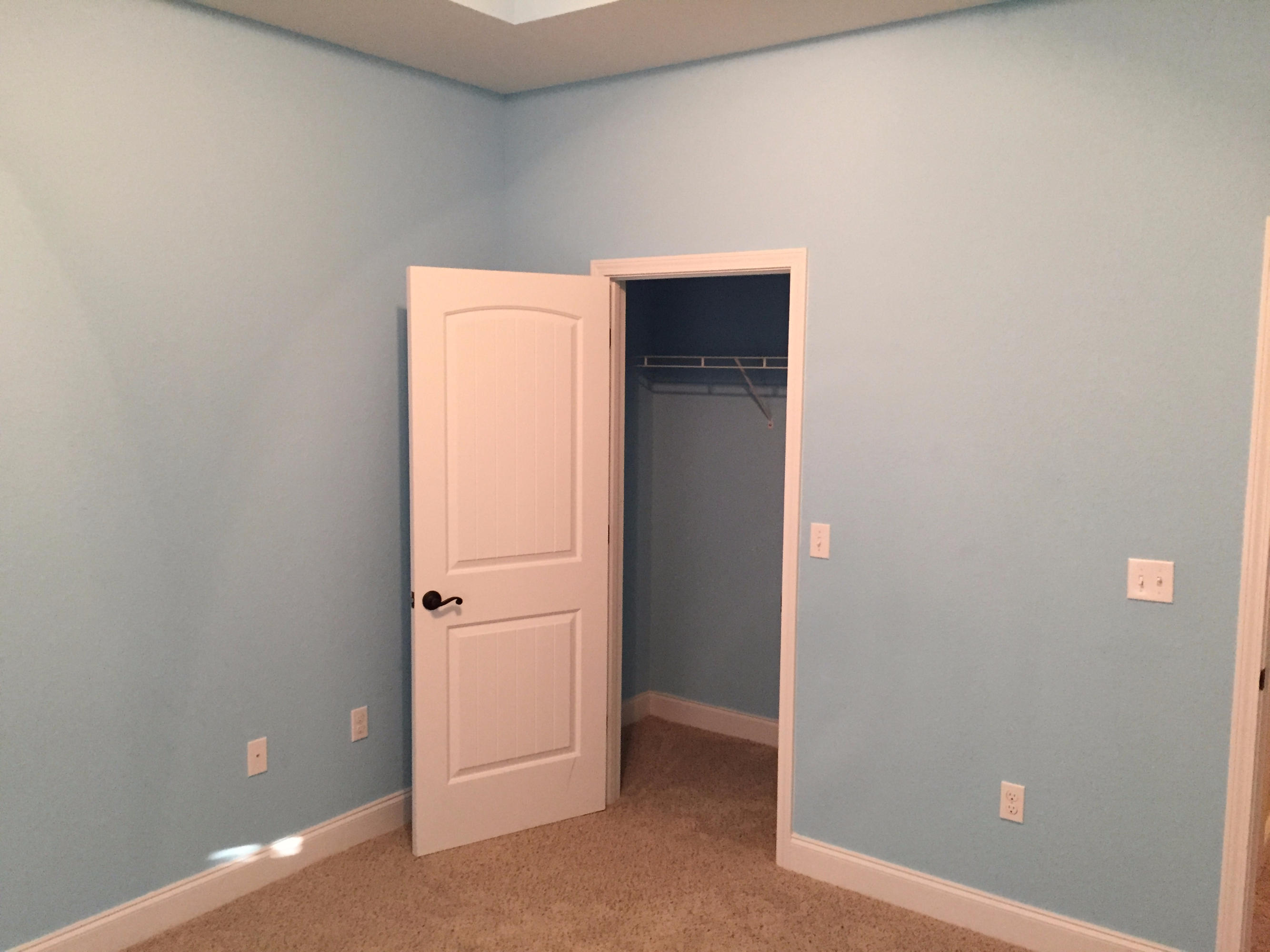 DUGGAN POND ESTATES - Residential Lease