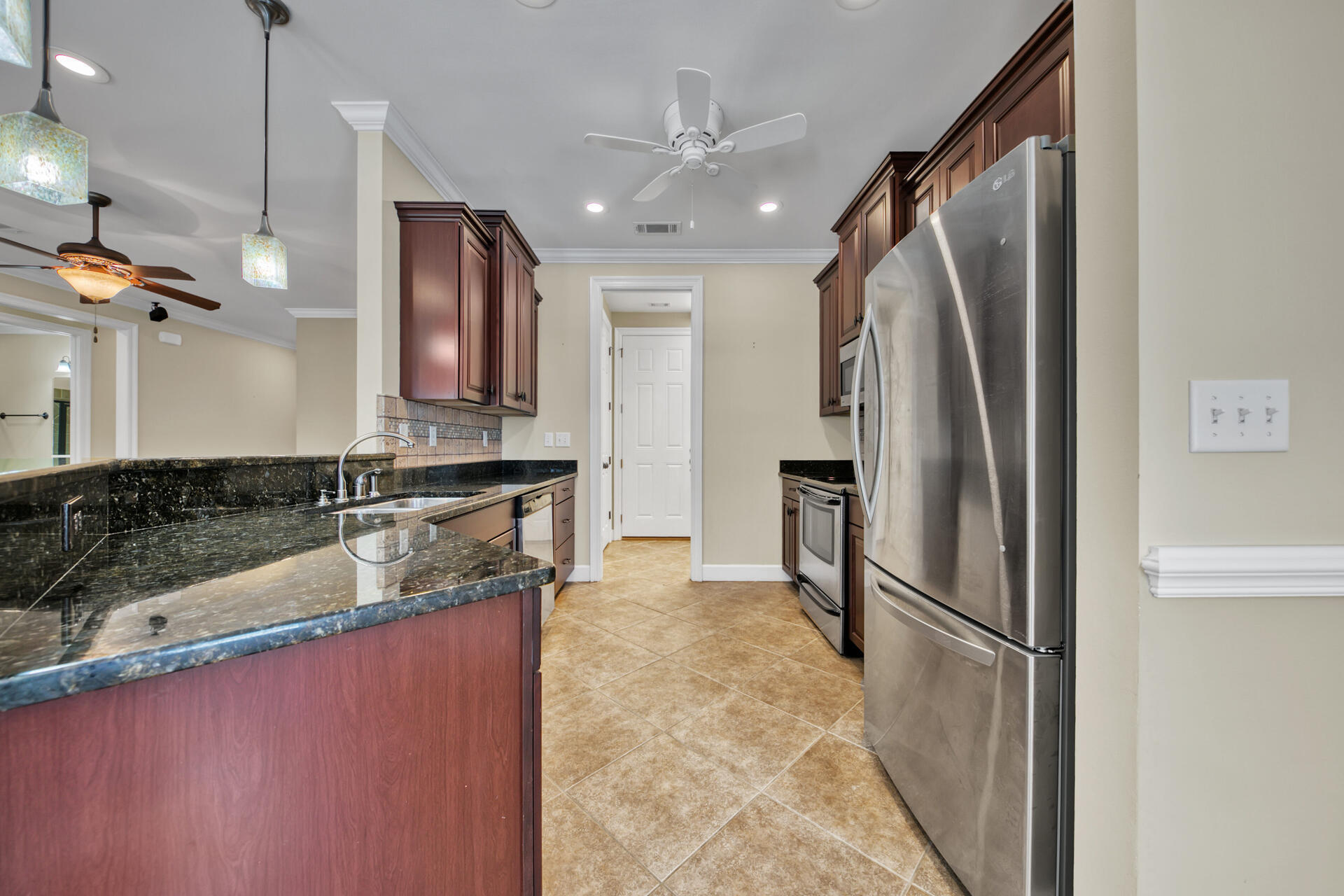CANOPIES OF FREEPORT - Residential