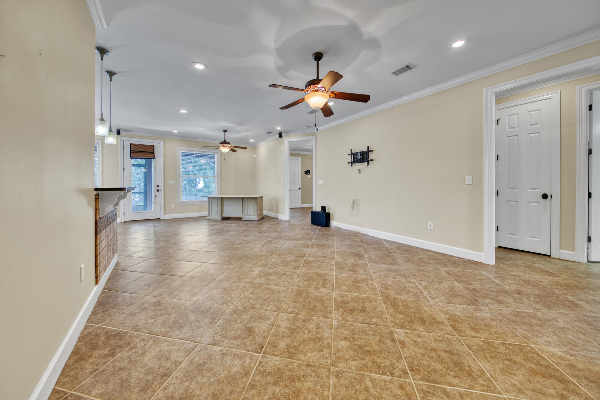 CANOPIES OF FREEPORT - Residential