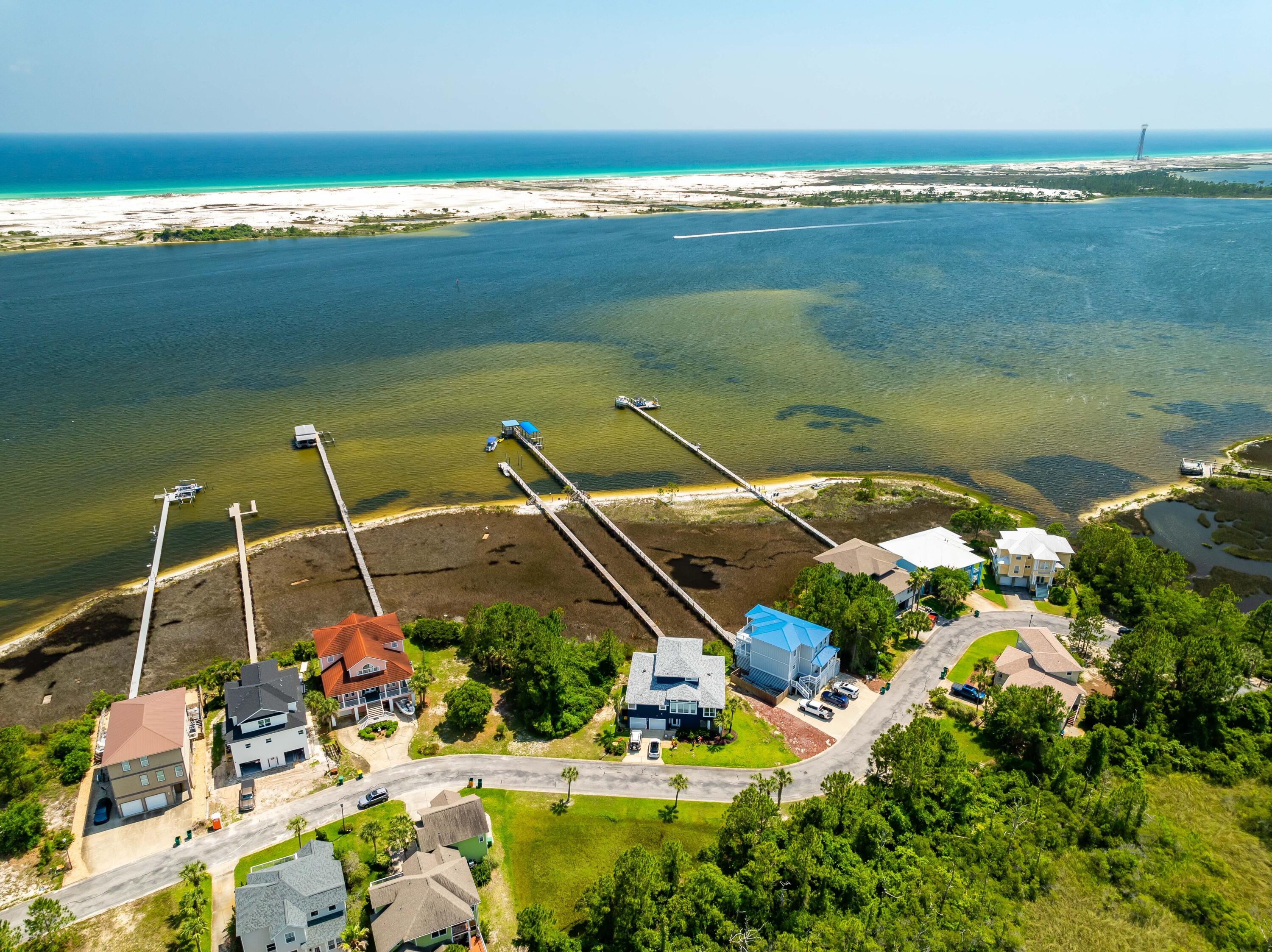 COBIA BAY SOUTH - Land