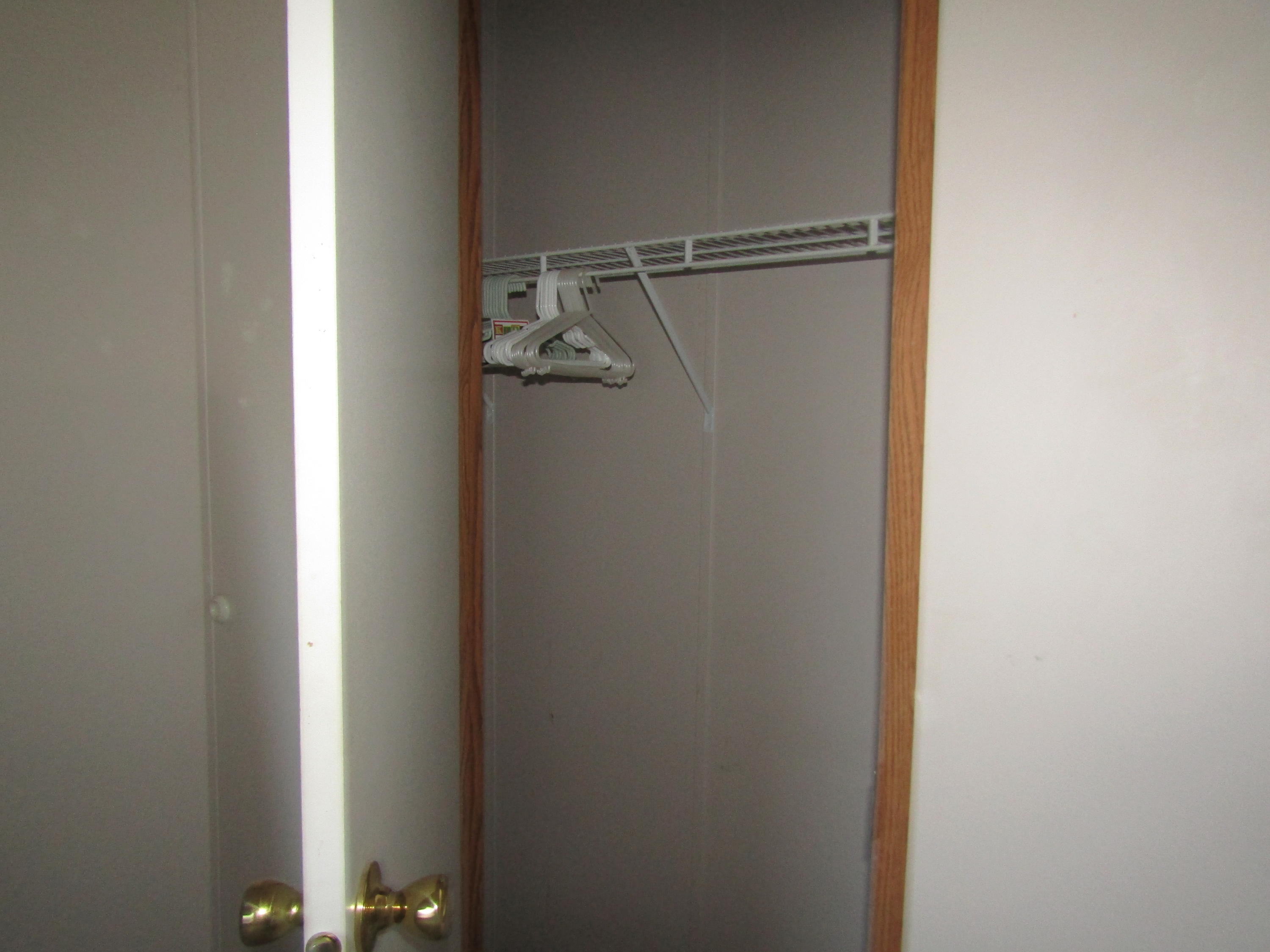 Juniper Lake Estates, Unit 6; Oakwood Hills. - Residential