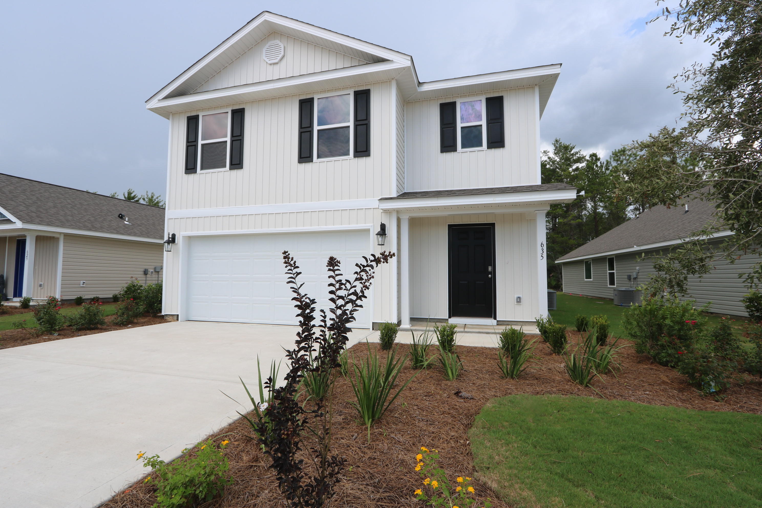 HAMMOCK BAY - Residential Lease
