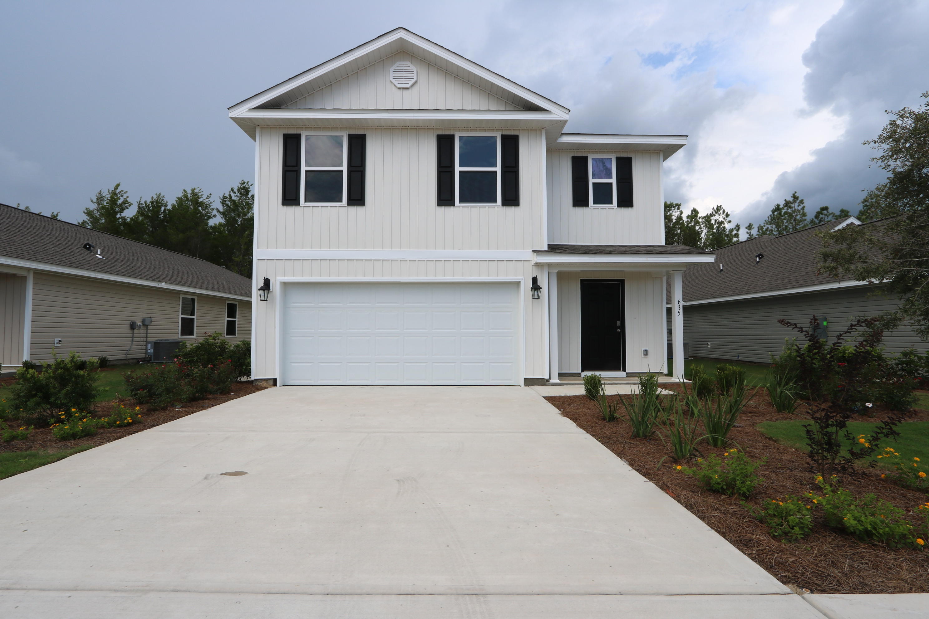 HAMMOCK BAY - Residential Lease