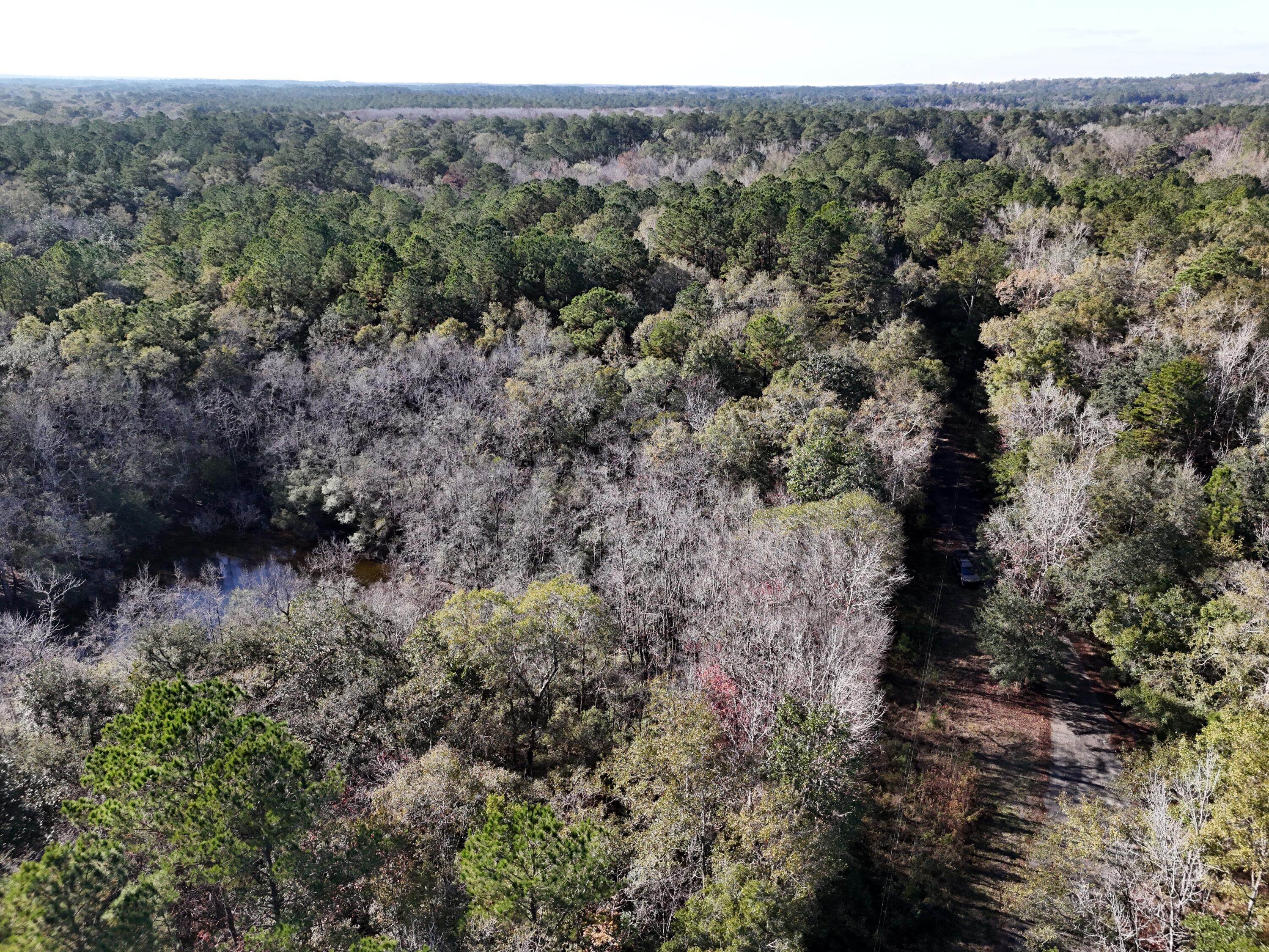 NO RECORDED SUBDIVISION - Land