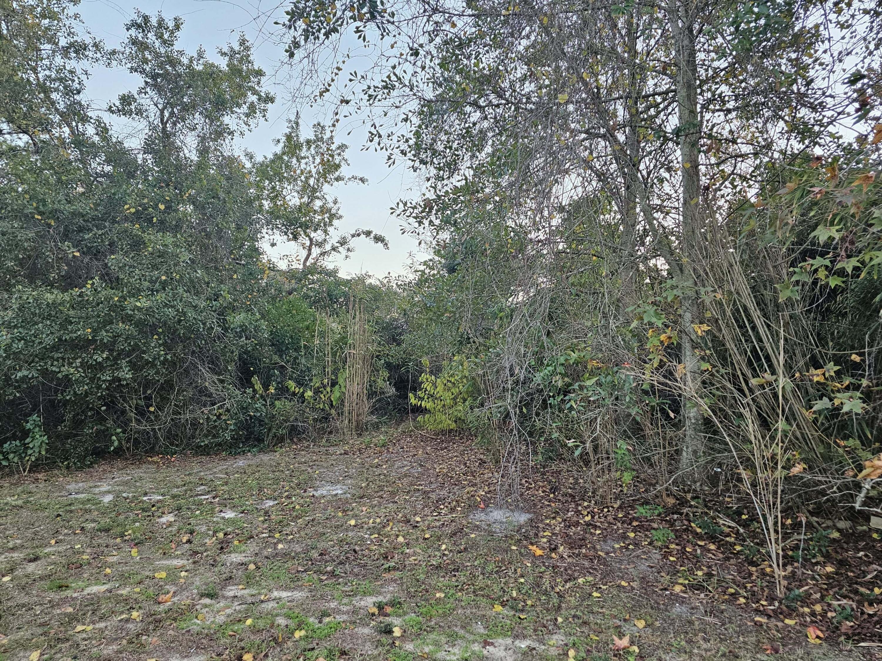 KELL-AIRE GARDENS 1ST ADD - Land