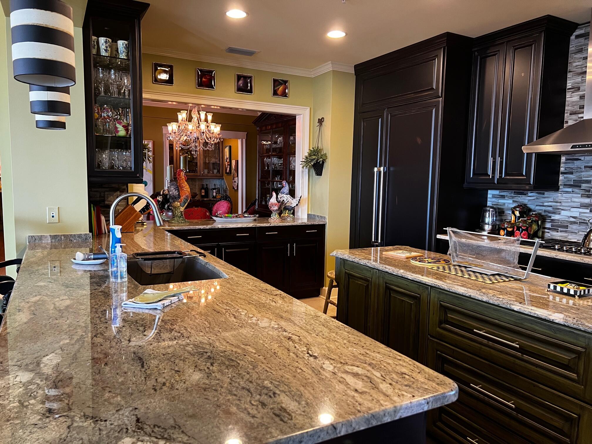 ONE WATER PLACE @ KELLY PLANTATION - Residential