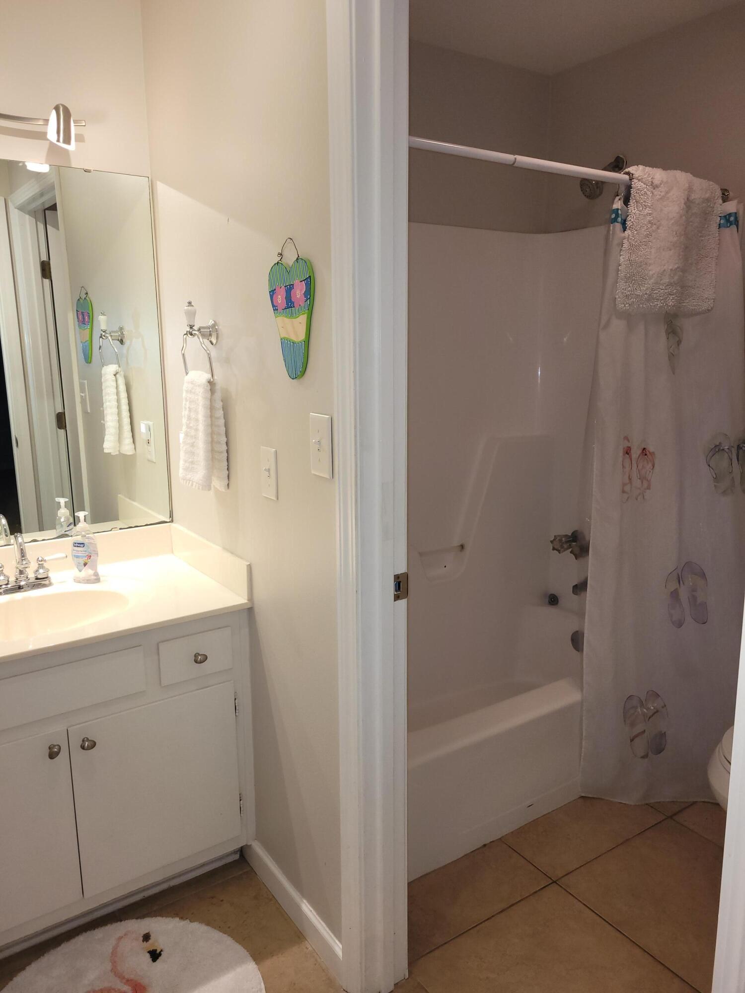 SANDPIPER VILLAGE CONDO - Residential Lease