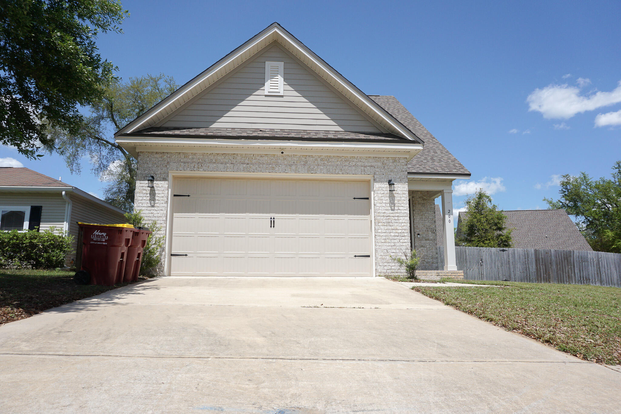 HERITAGE MANOR - Residential Lease
