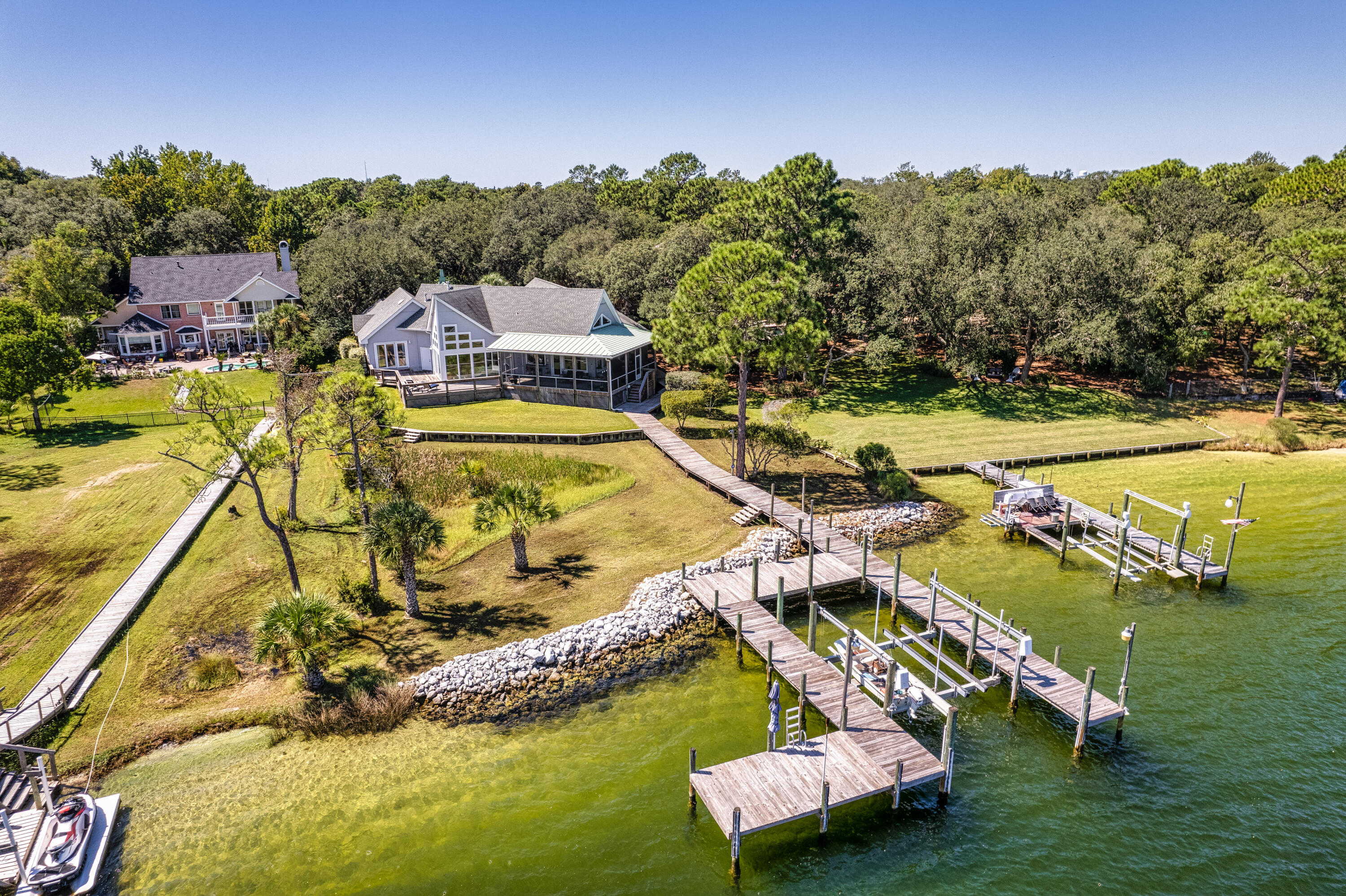 STALLWORTH POINTE - Residential