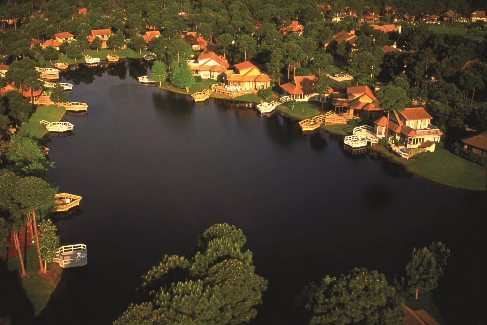 FAIRWAYS AT SANDESTIN PH 3 - Residential Lease