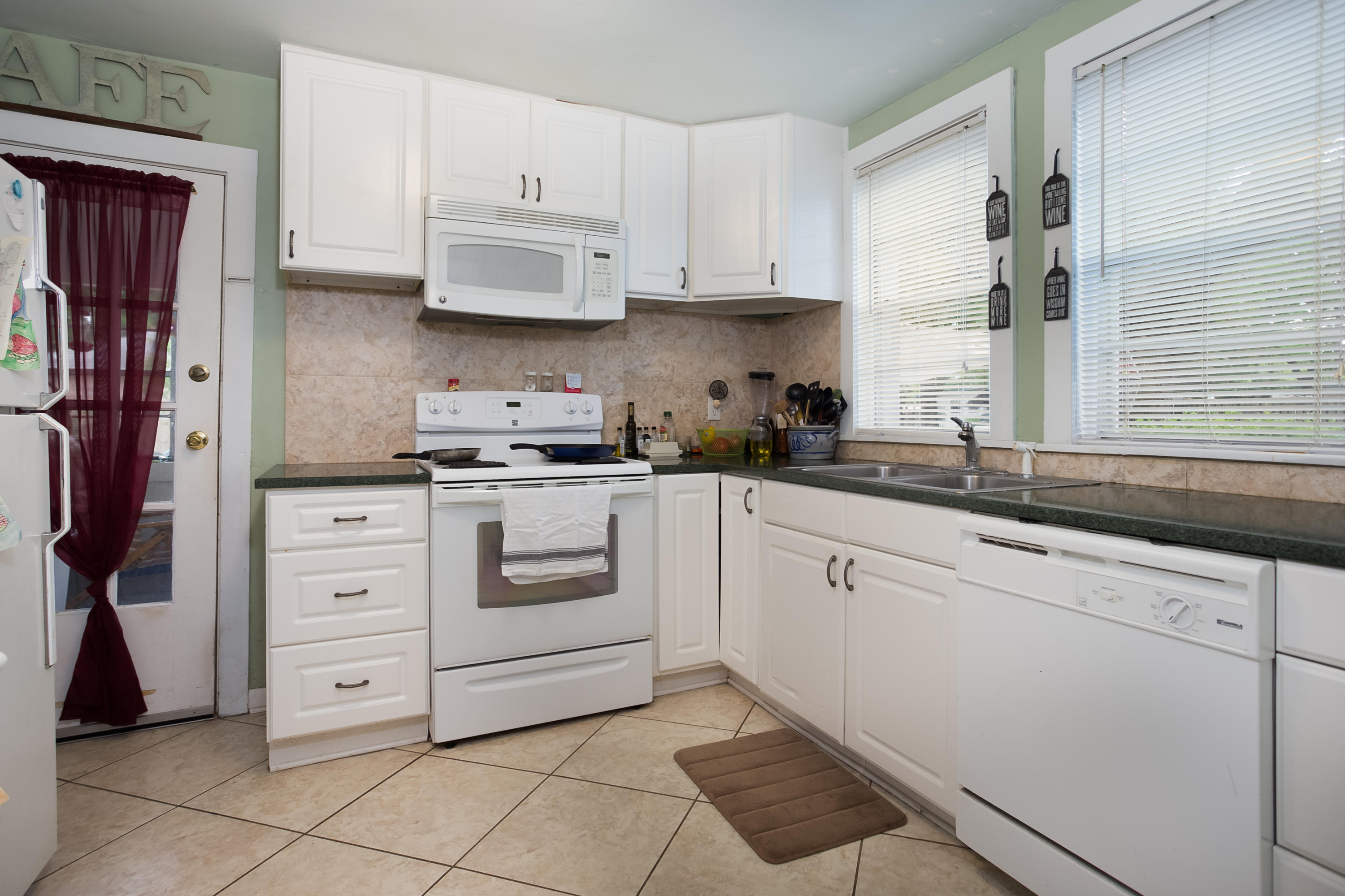 HELMS & ALLEN - Residential