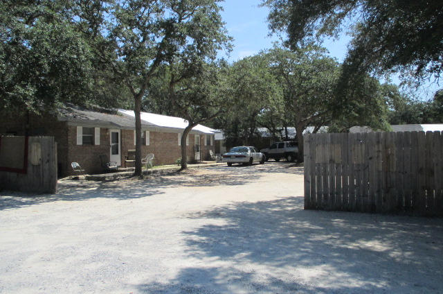METES & BOUNDS - Residential Lease