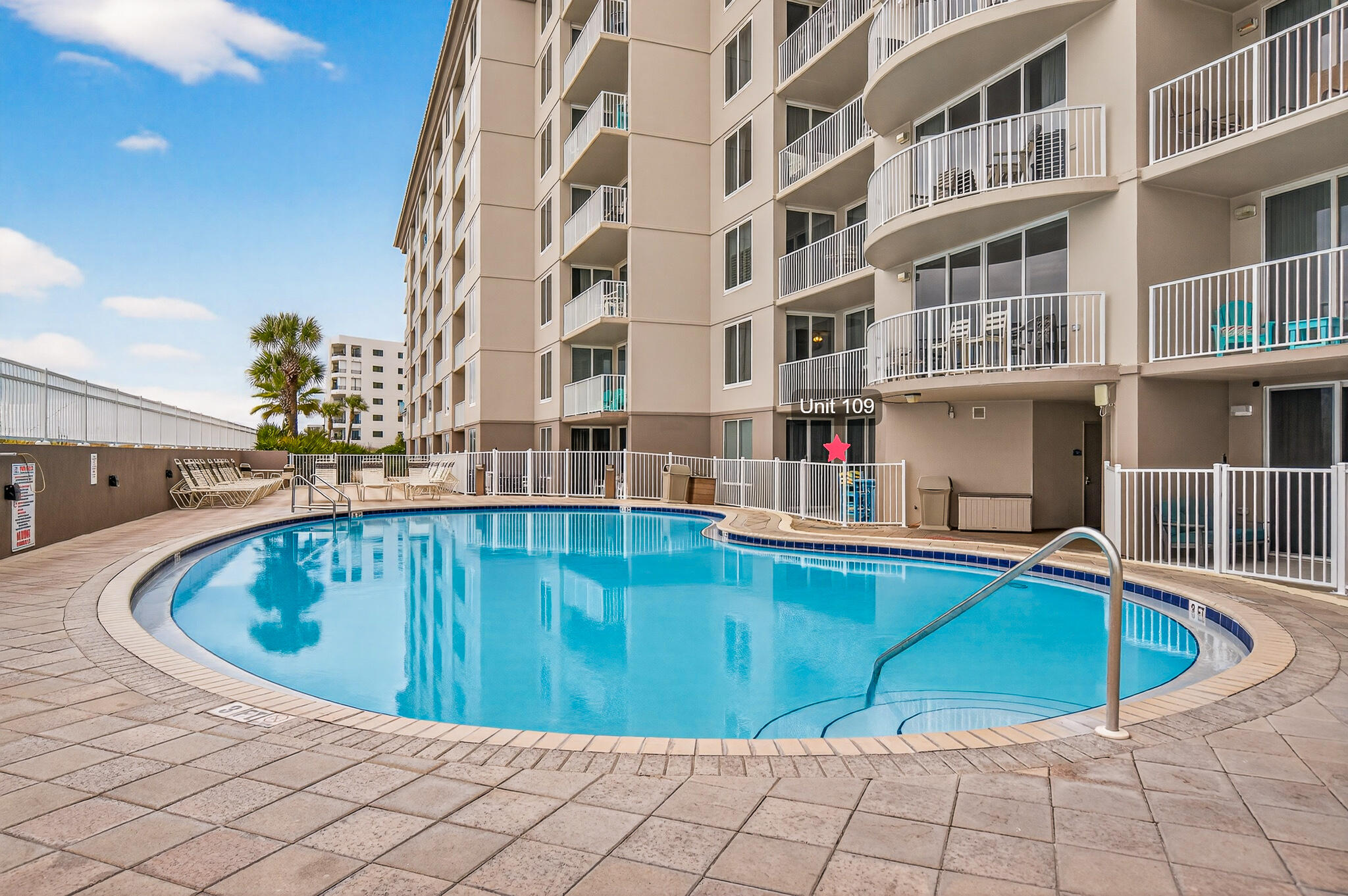 ISLAND PRINCESS - Residential