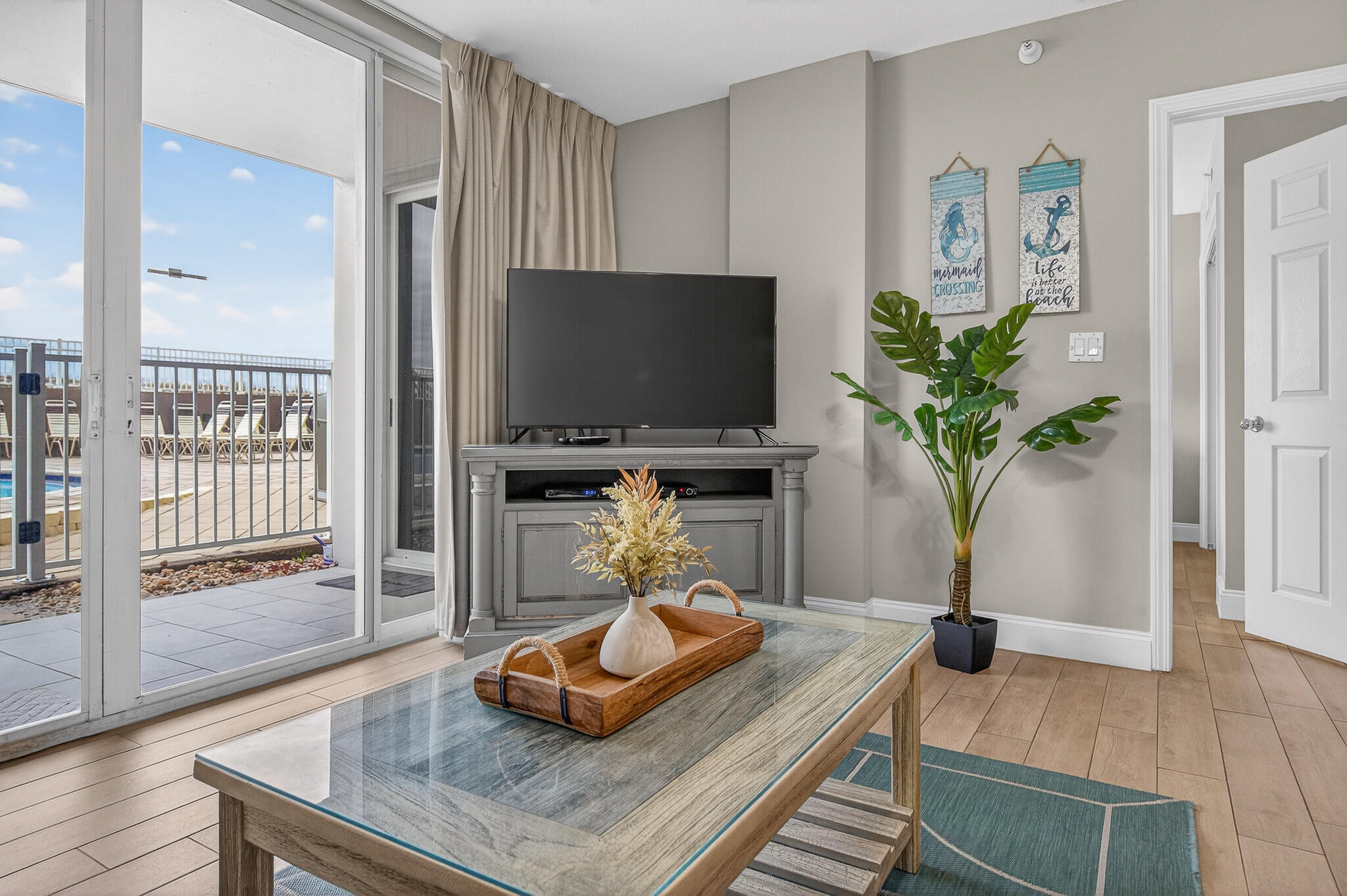 ISLAND PRINCESS - Residential