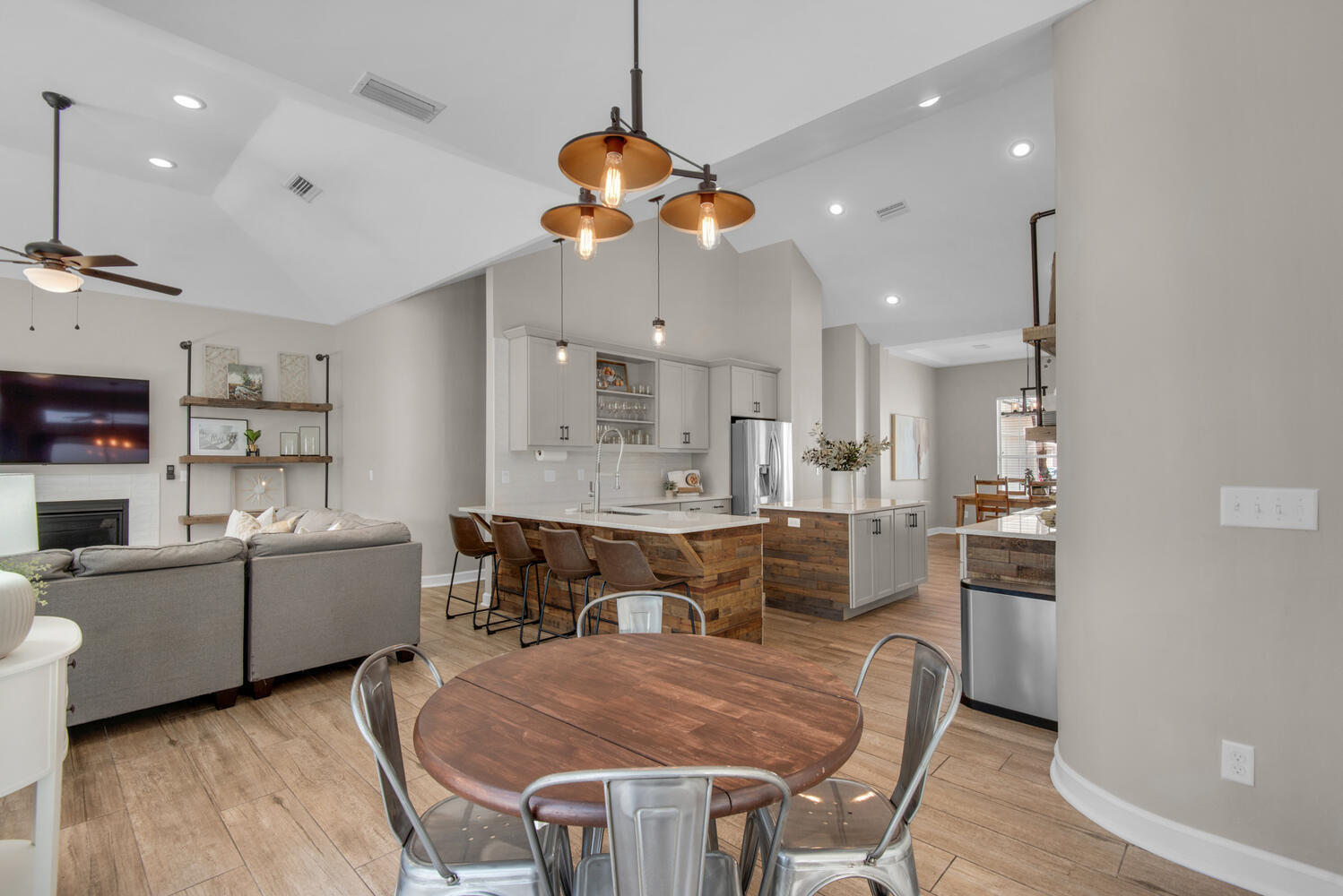 PALMETTO DUNES - Residential Lease