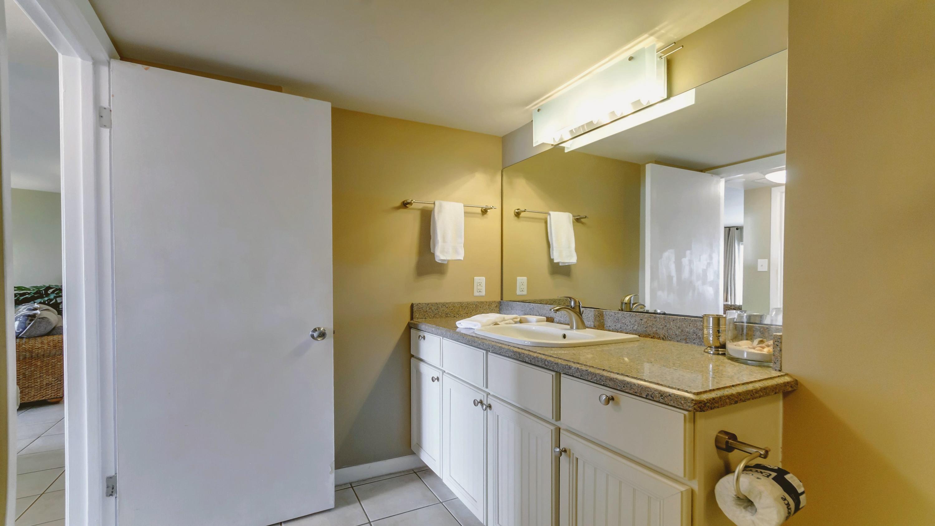 EL MATADOR CONDO - Residential