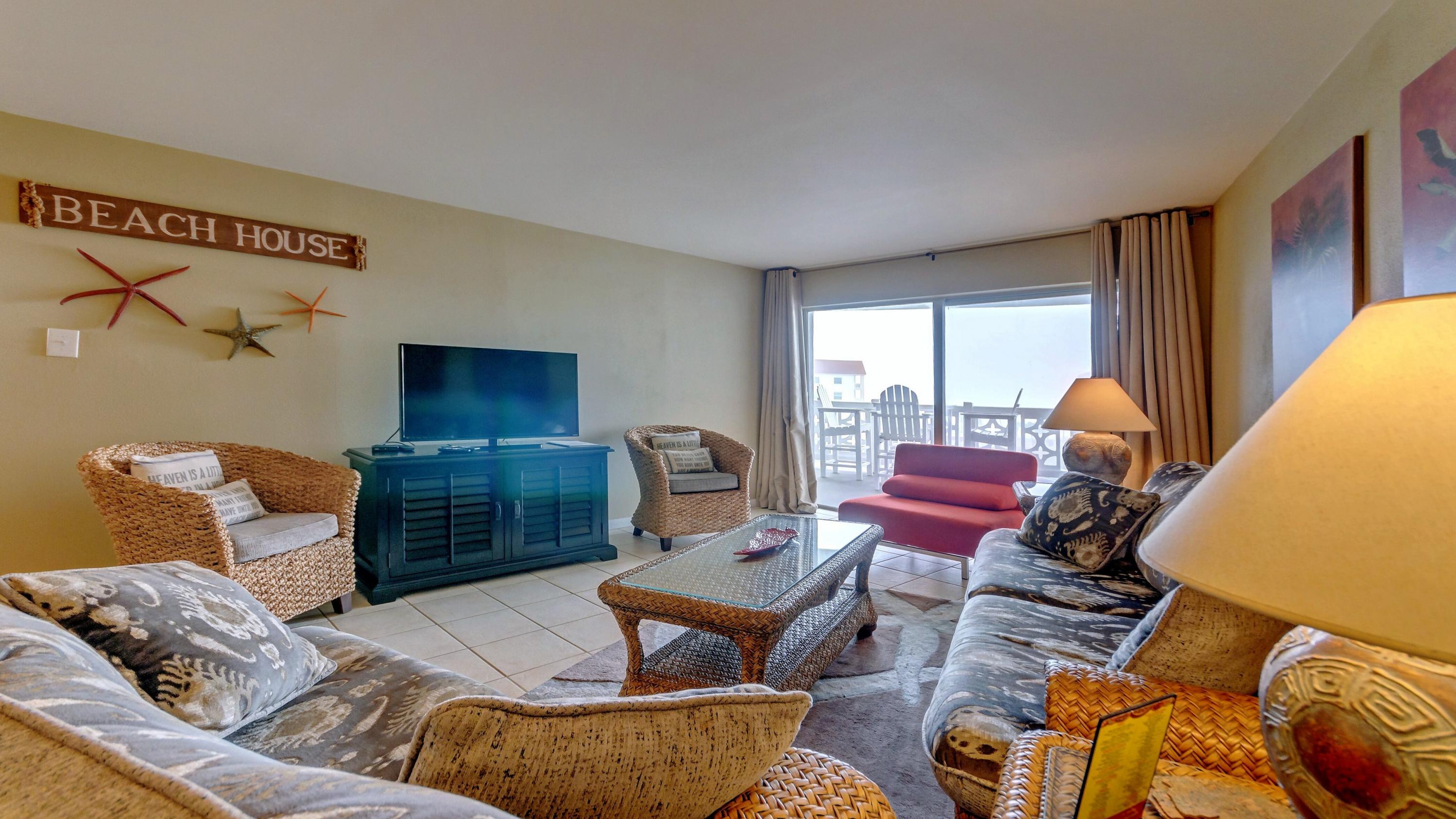 EL MATADOR CONDO - Residential