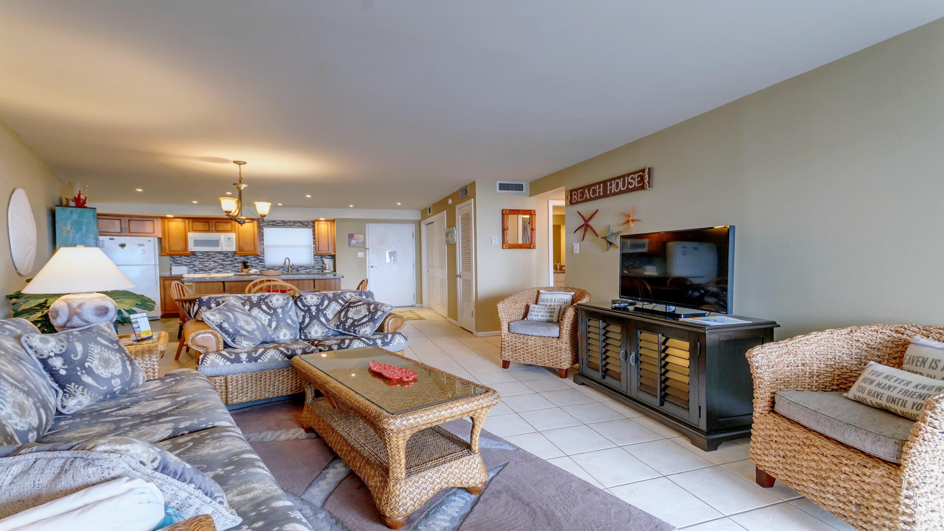 EL MATADOR CONDO - Residential