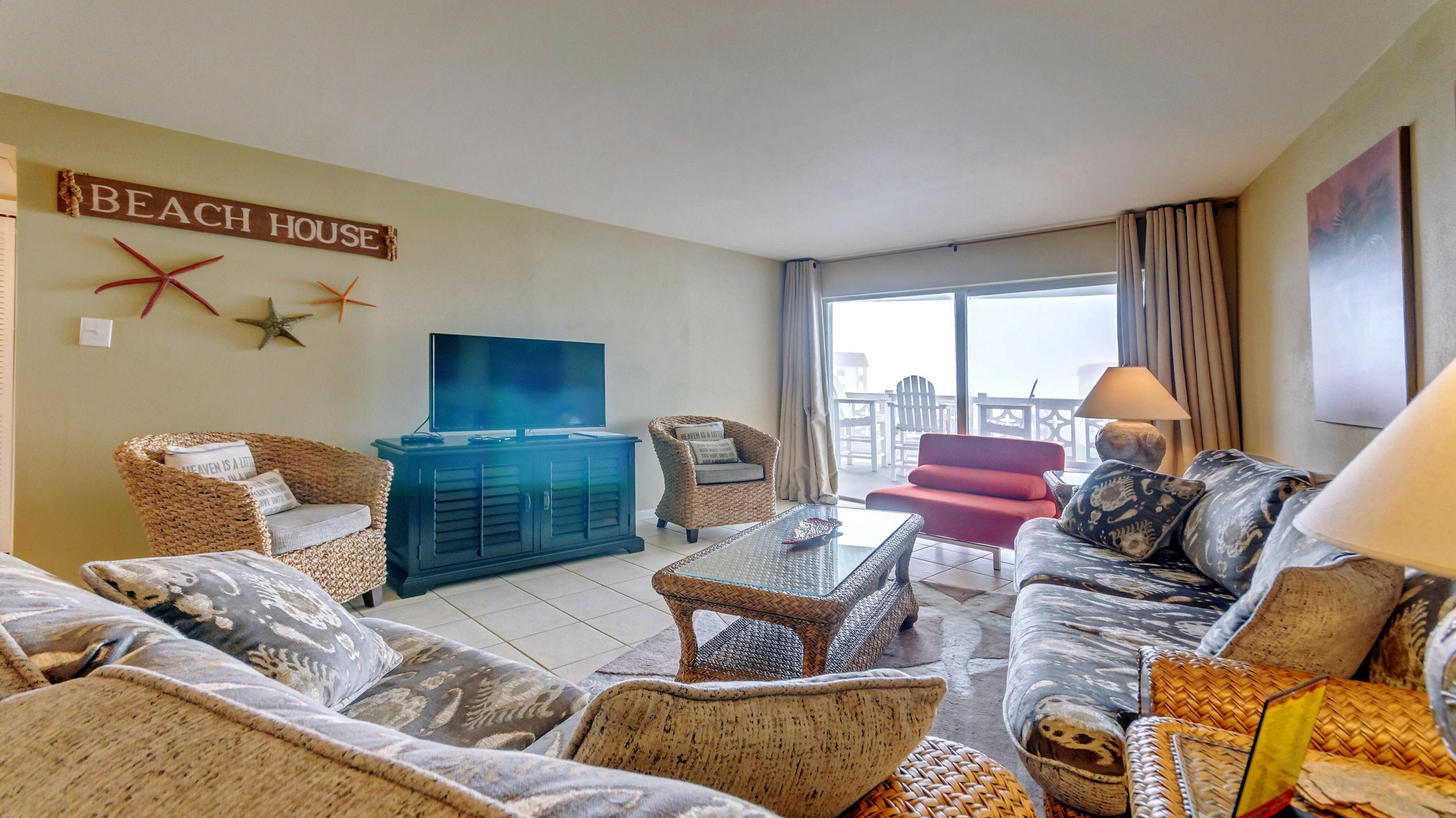 EL MATADOR CONDO - Residential