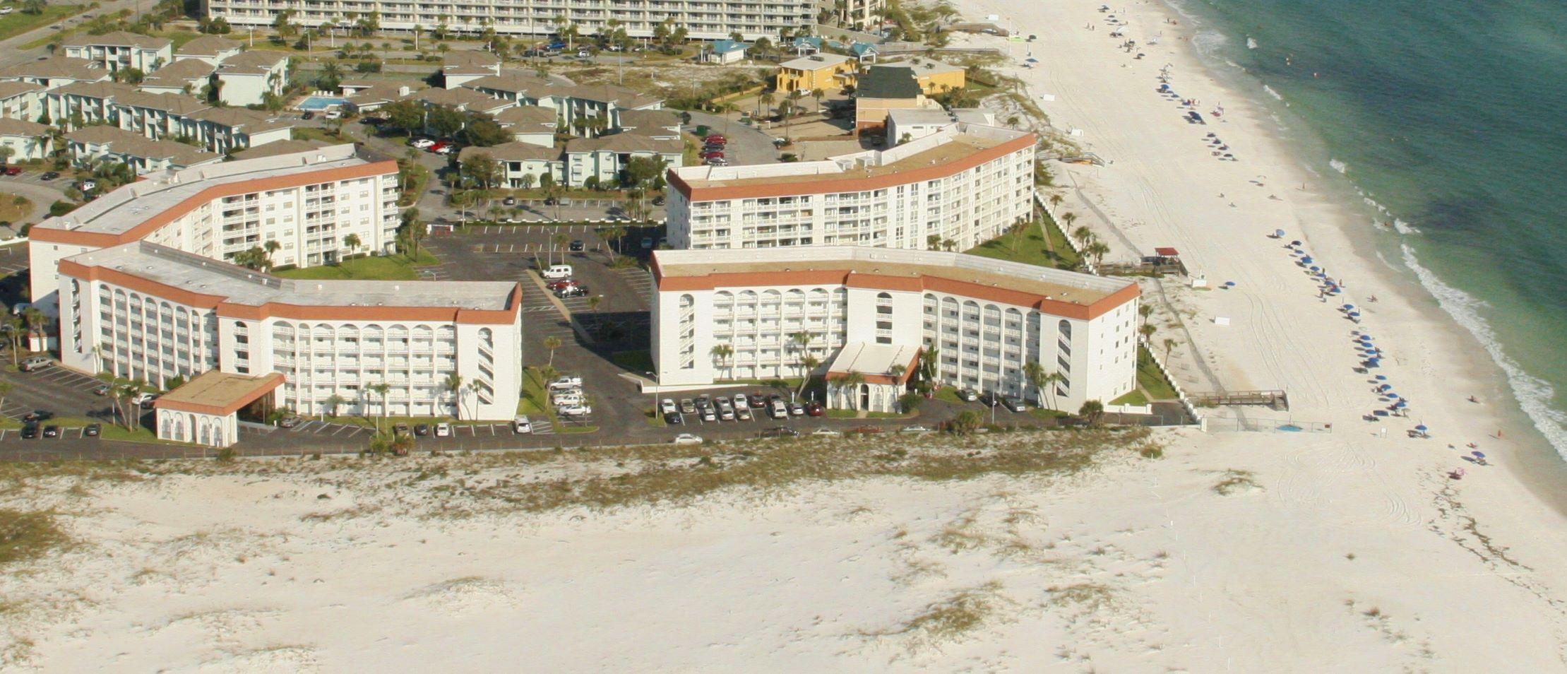 EL MATADOR CONDO - Residential