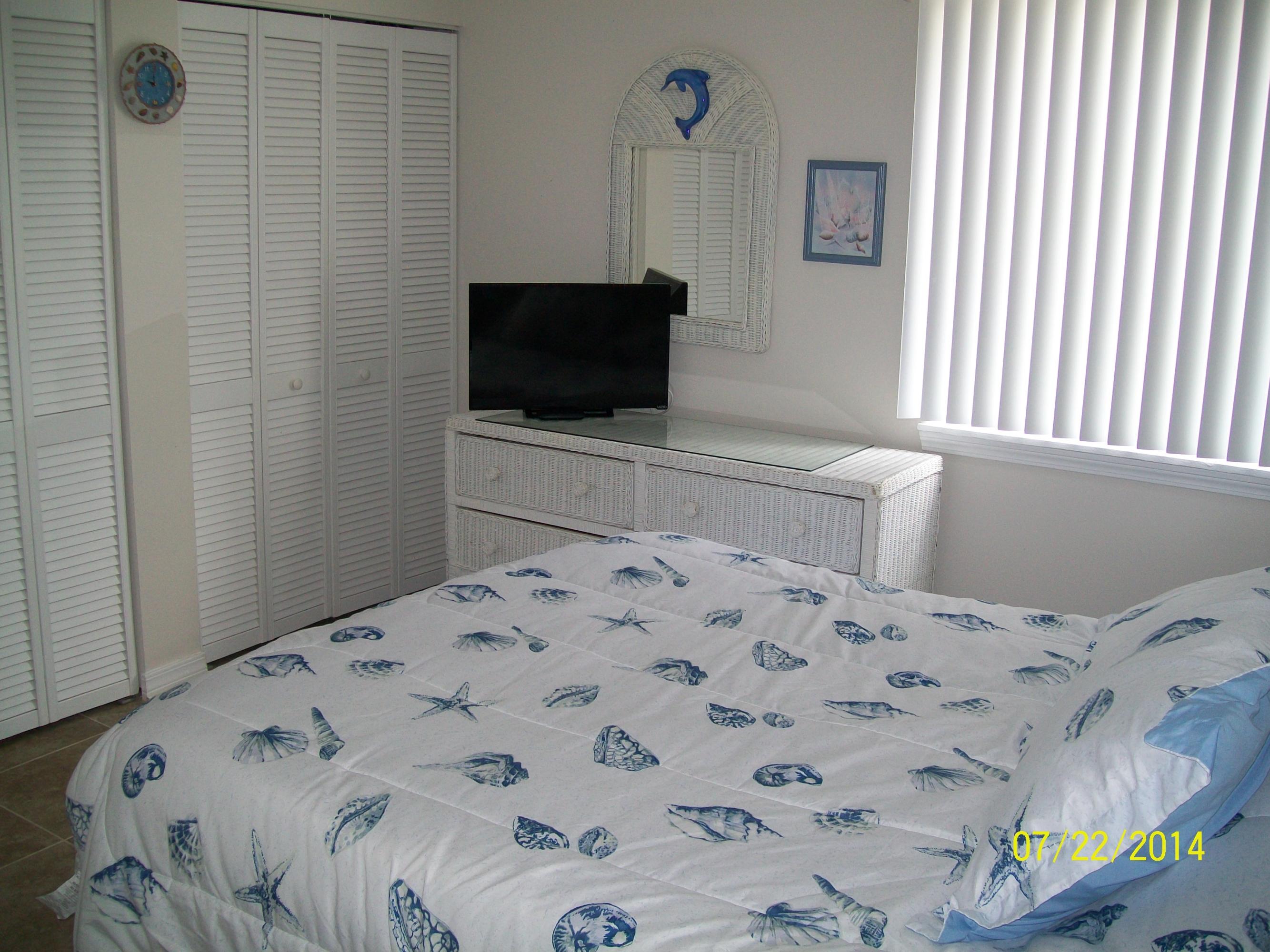 FINISTERRA CONDO - Residential Lease