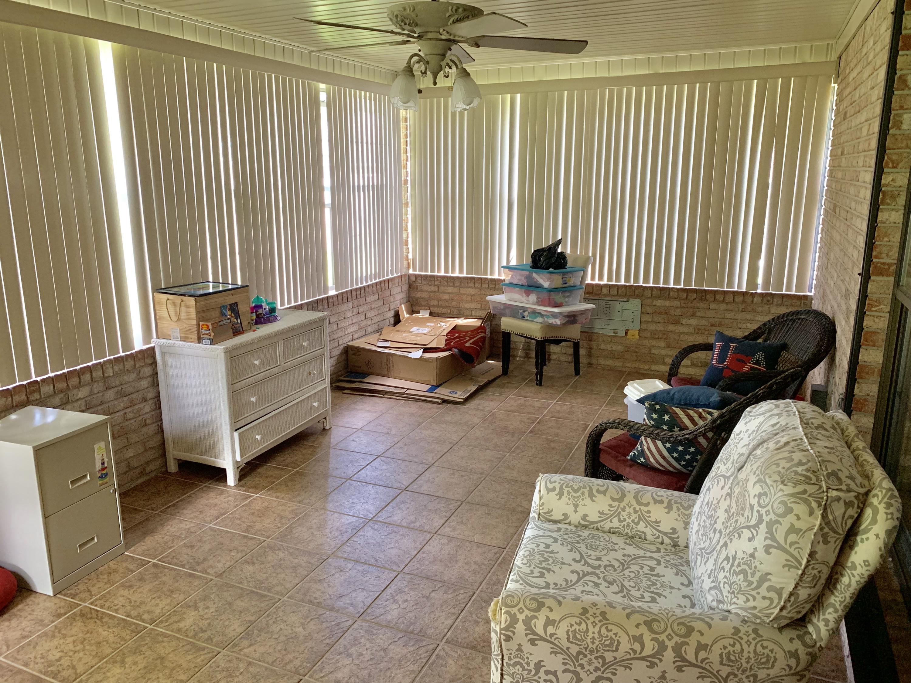 PLANTATION OAKS S/D - Residential Lease
