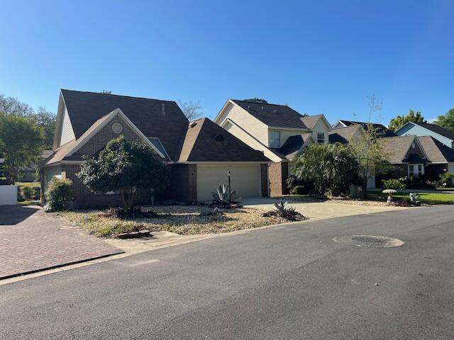 FAIRWAY LAKES PH 1 - Residential Lease