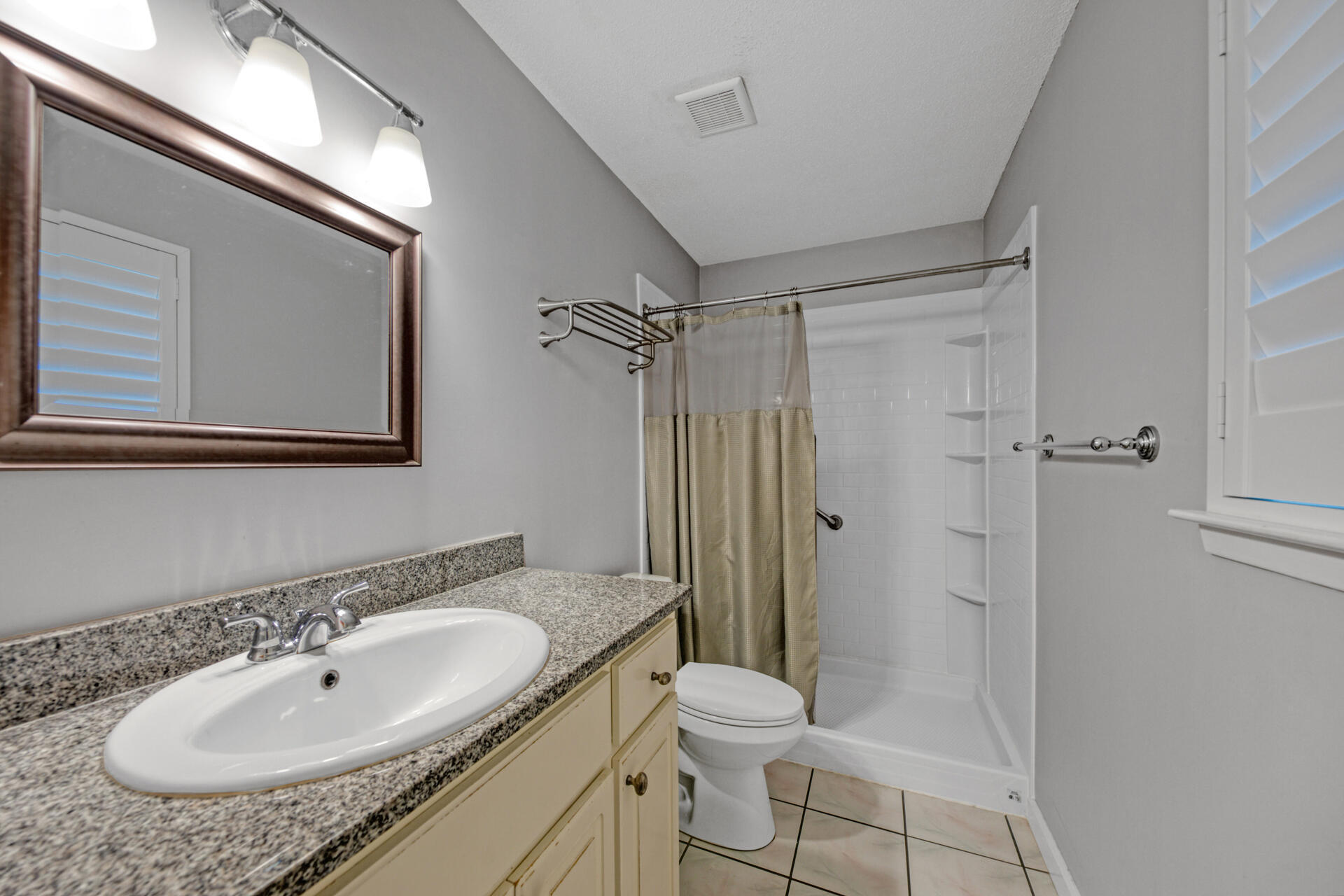 HIDDEN BEACH VILLAS CONDO - Residential