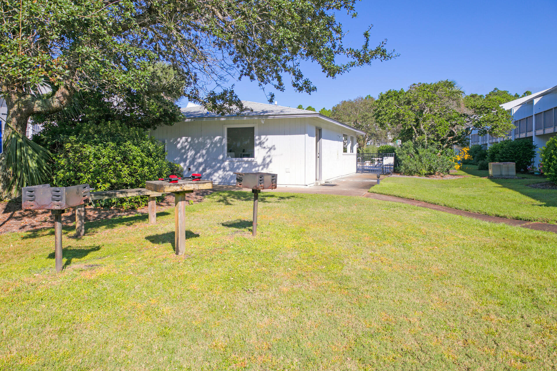 HIDDEN BEACH VILLAS CONDO - Residential