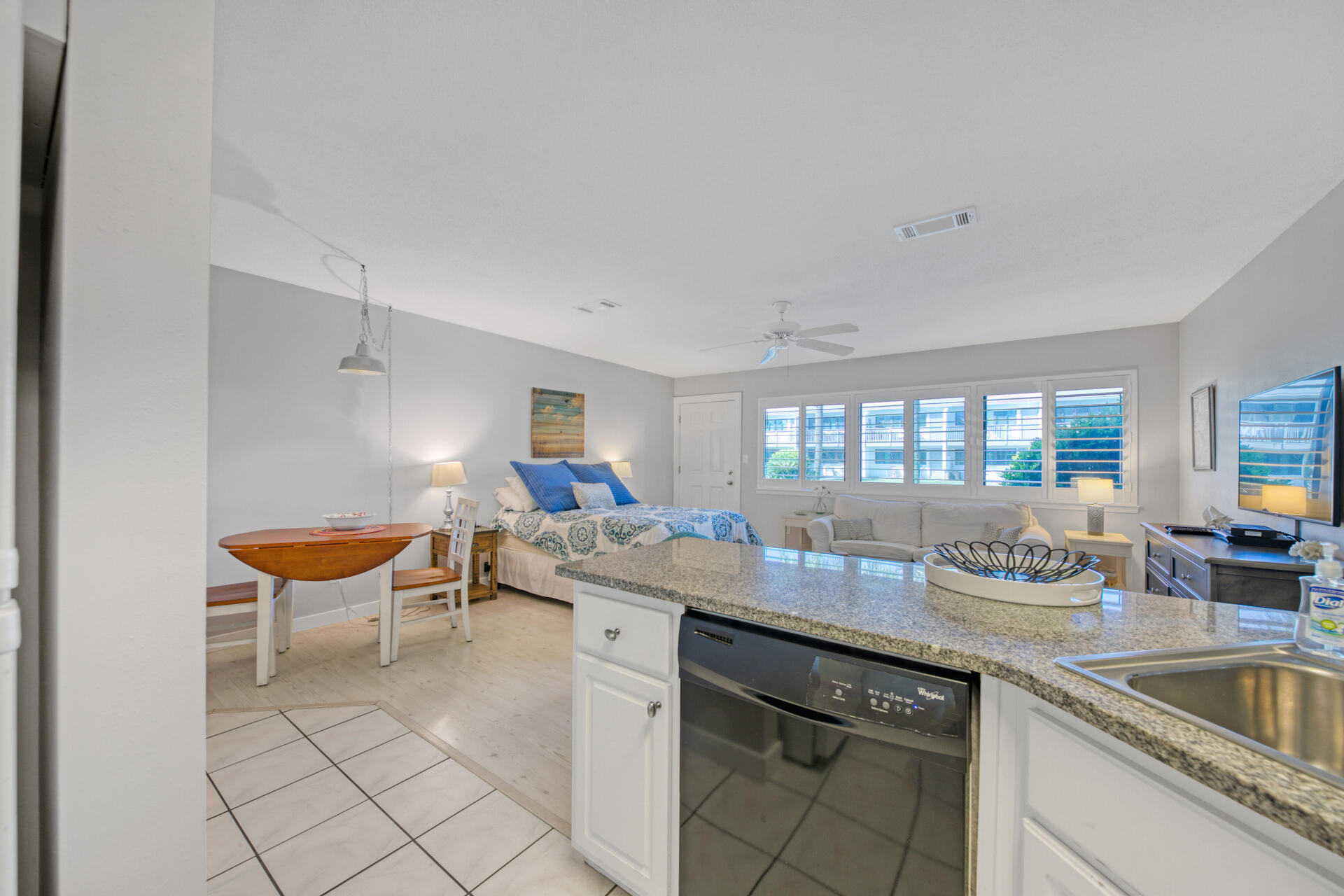 HIDDEN BEACH VILLAS CONDO - Residential