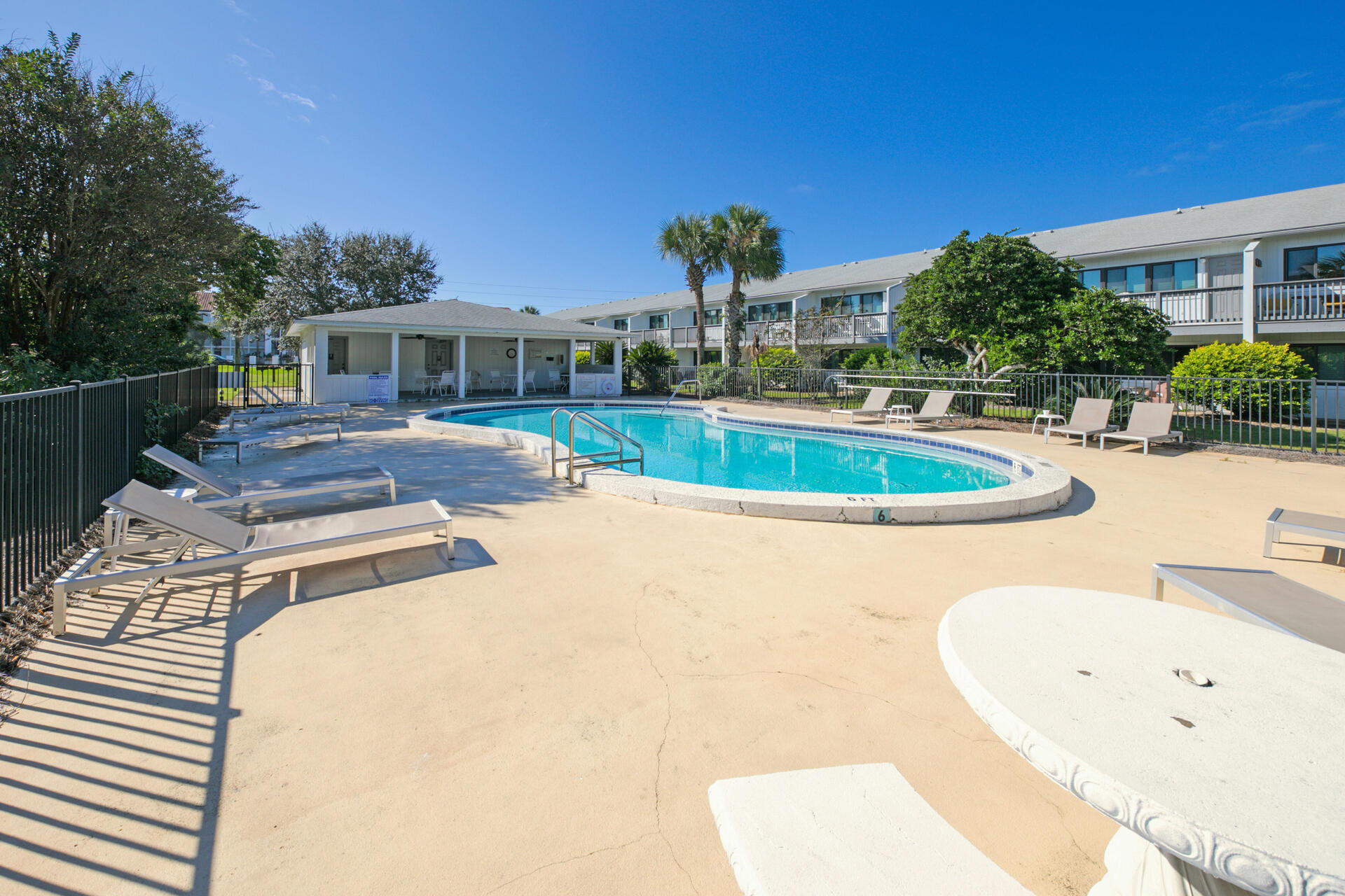 HIDDEN BEACH VILLAS CONDO - Residential
