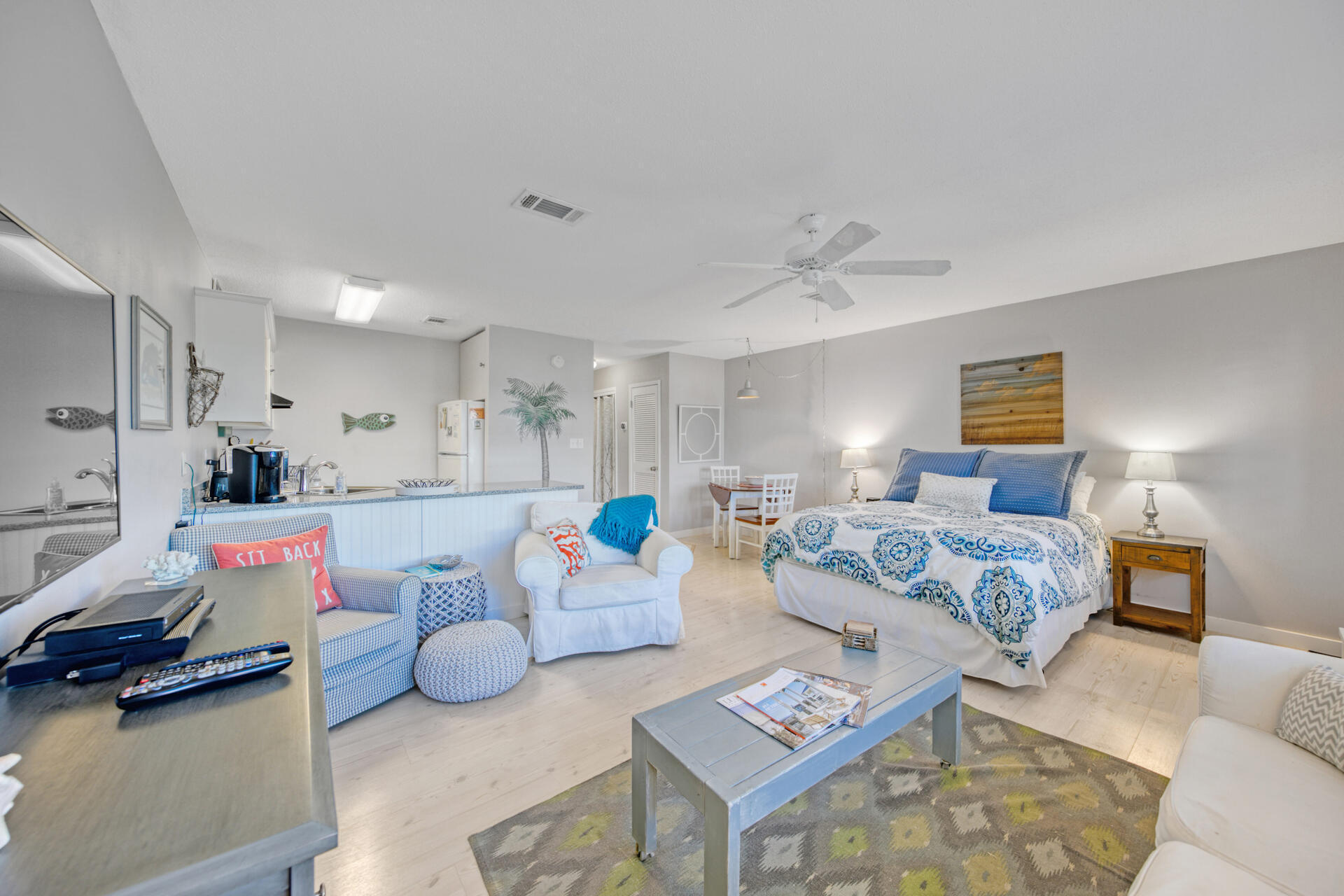 HIDDEN BEACH VILLAS CONDO - Residential