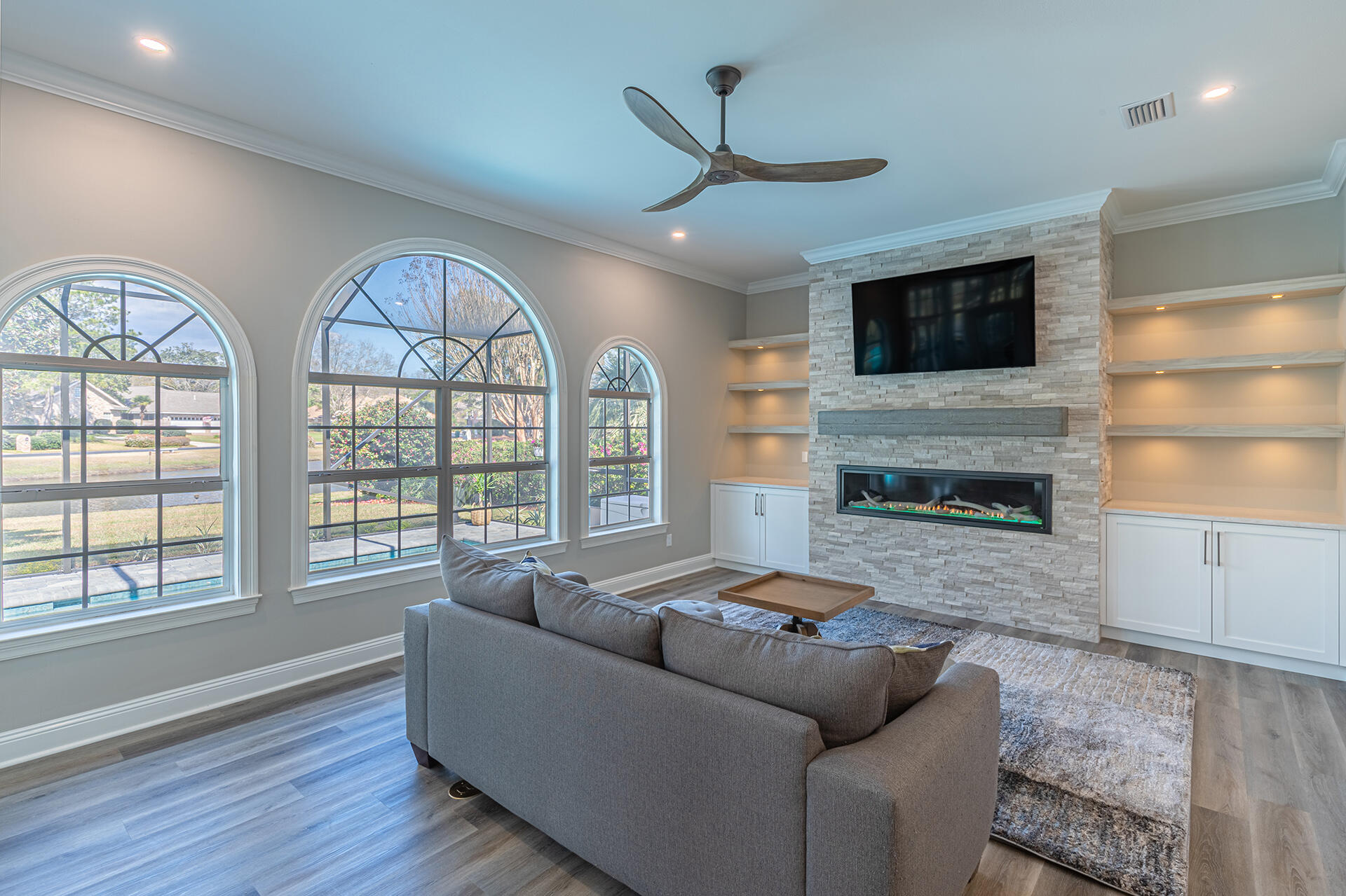 GLENLAKE PH 1 - Residential Lease