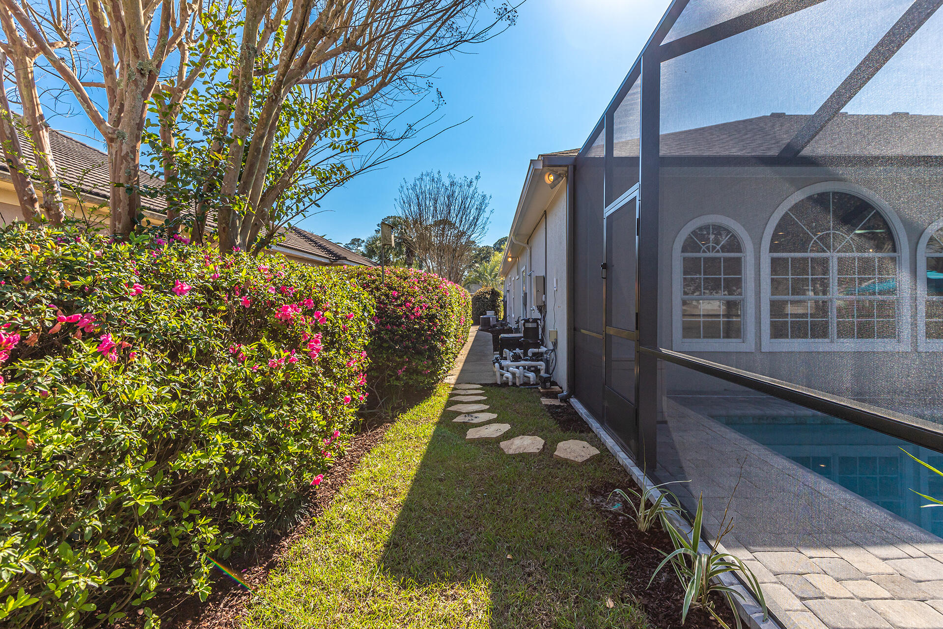 GLENLAKE PH 1 - Residential Lease