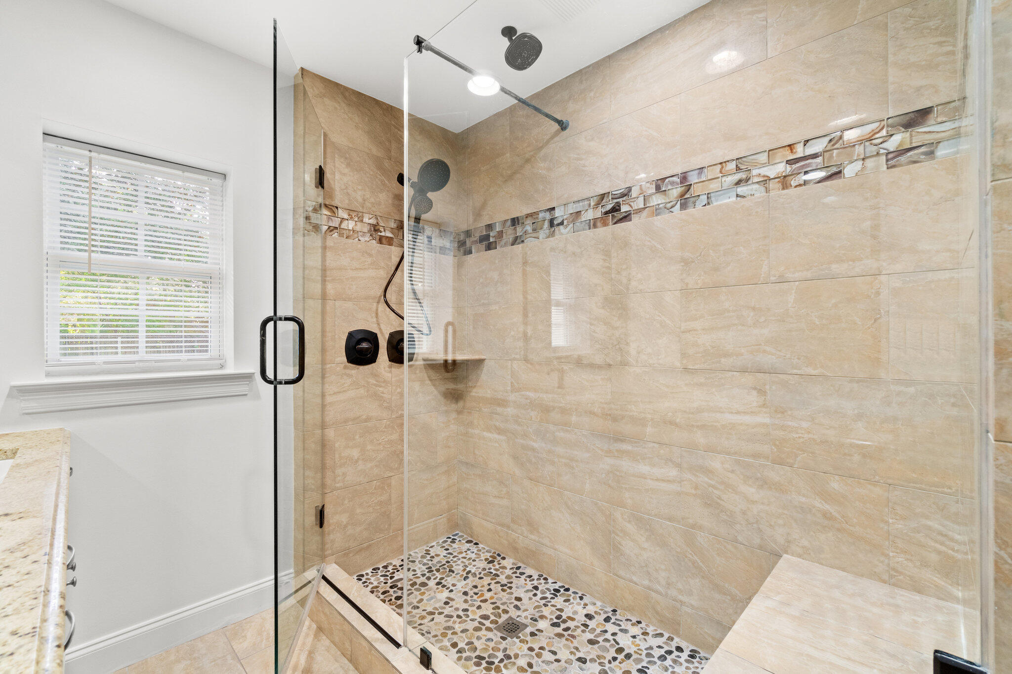 GARNIERS BEACH 7TH - Residential