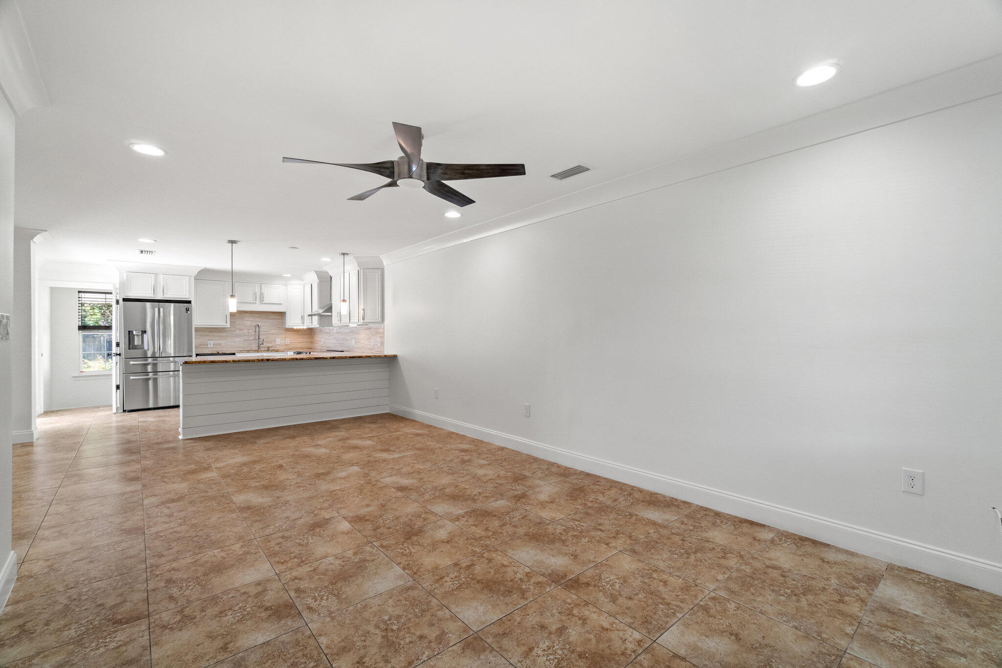 GARNIERS BEACH 7TH - Residential