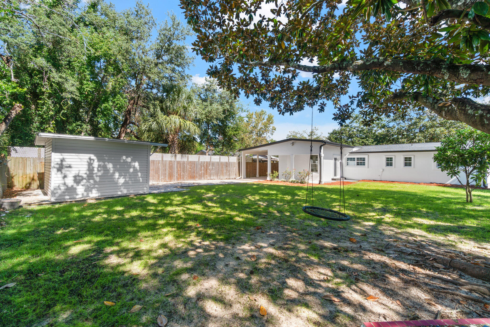 GARNIERS BEACH 7TH - Residential