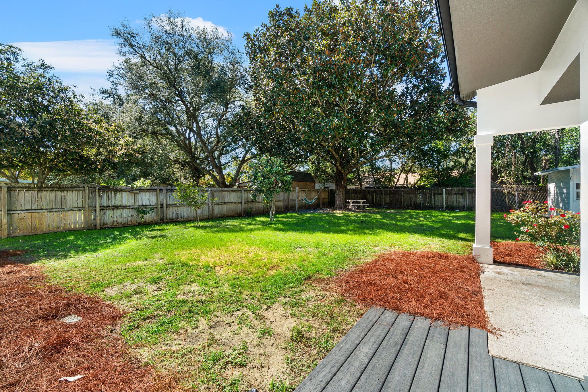 GARNIERS BEACH 7TH - Residential