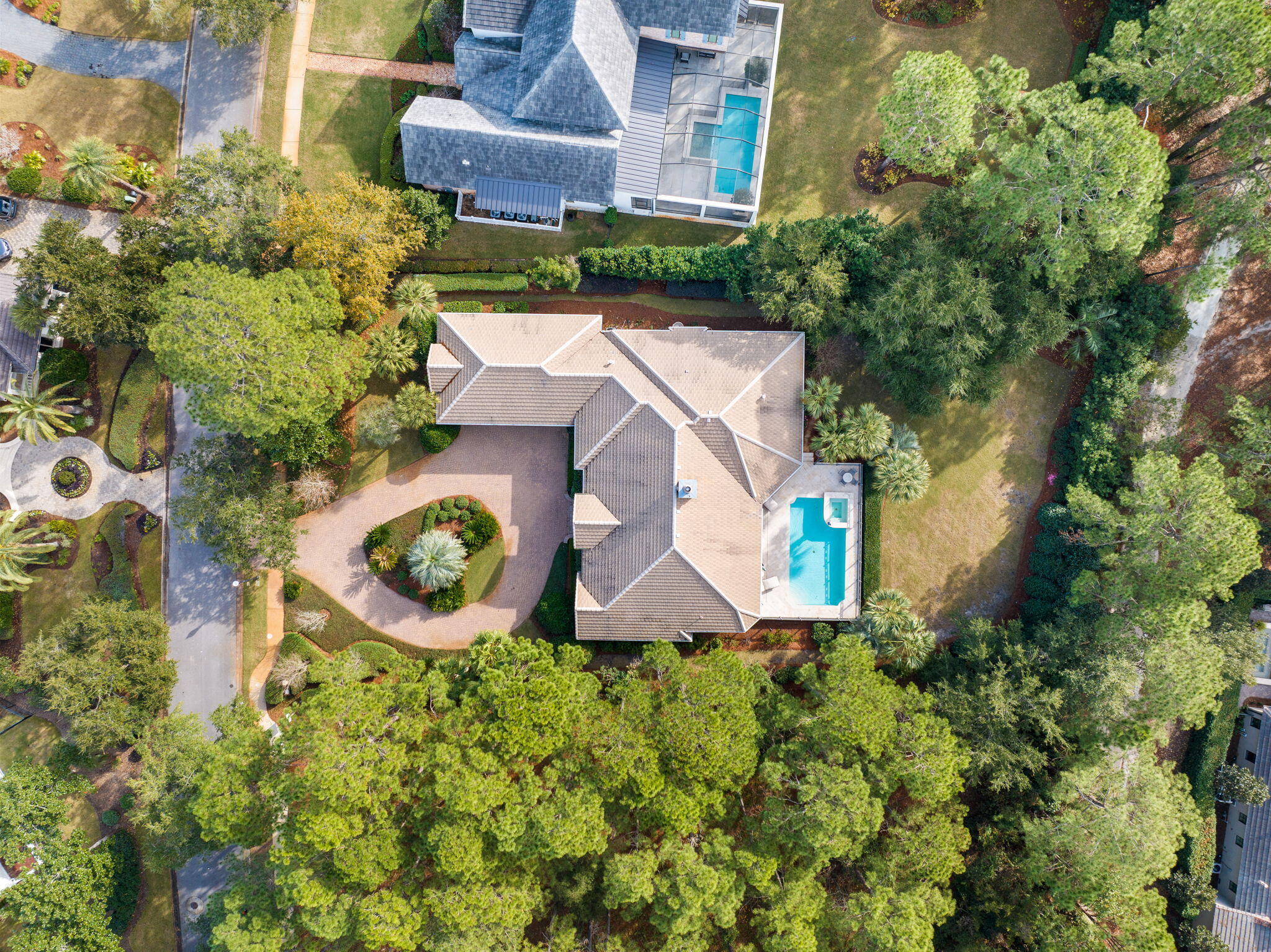 BURNT PINE - Residential