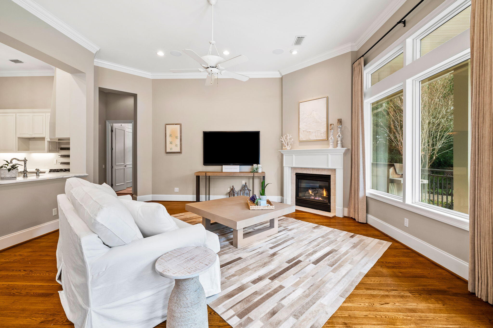 BURNT PINE - Residential