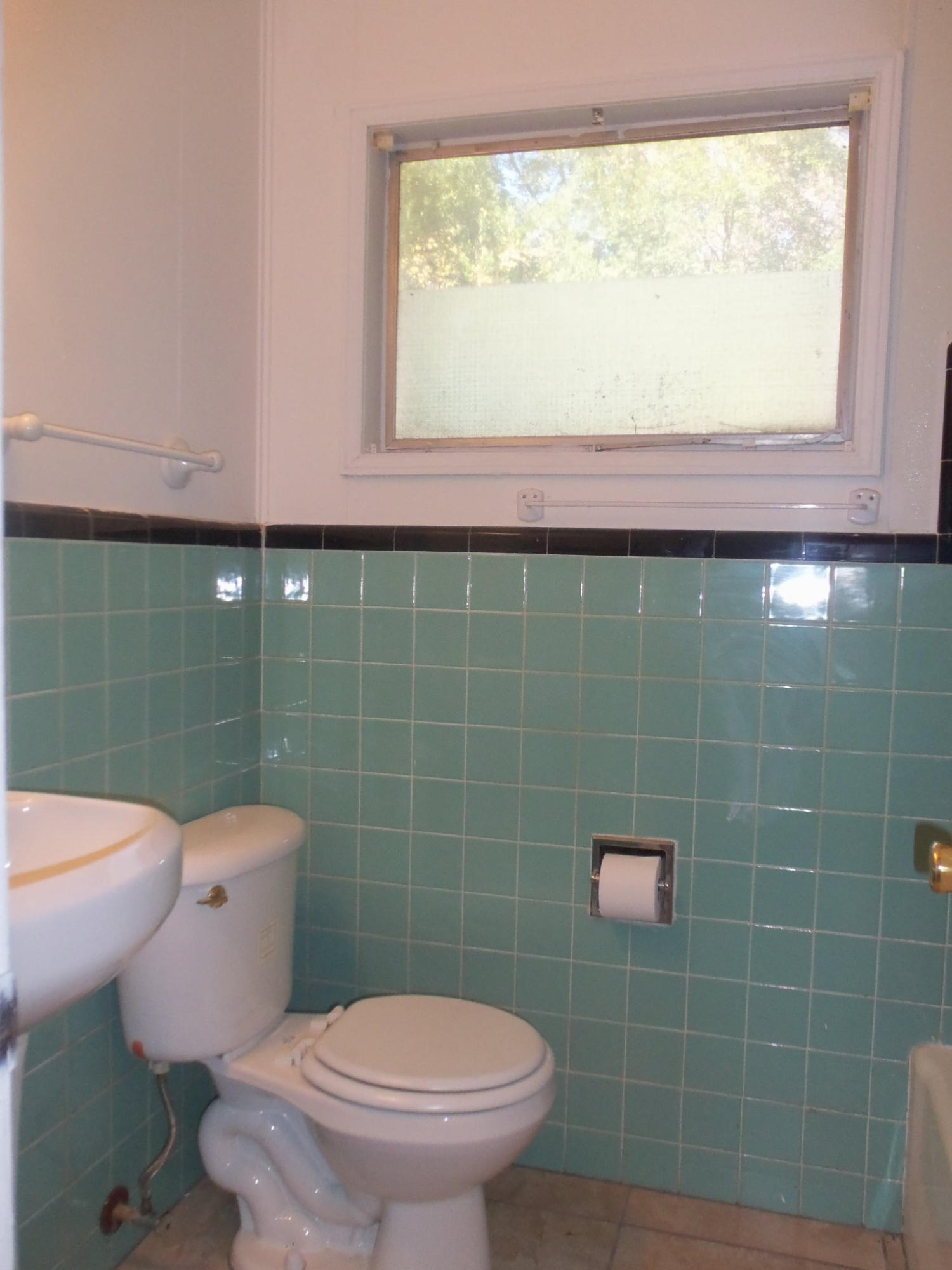 1ST ADD BEL-AIR S/D LOT 10 BLK A - Residential Lease