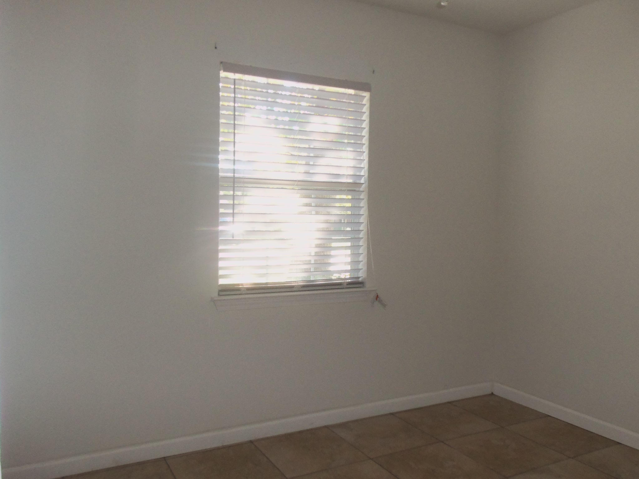 1ST ADD BEL-AIR S/D LOT 10 BLK A - Residential Lease