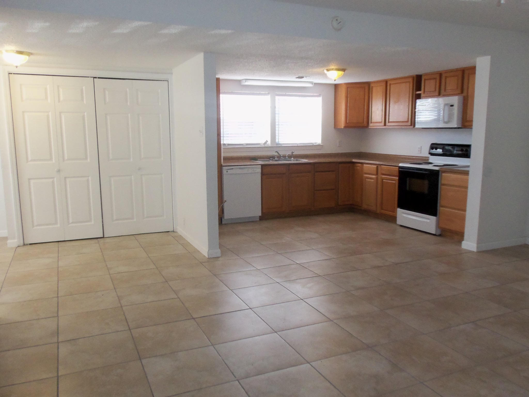 1ST ADD BEL-AIR S/D LOT 10 BLK A - Residential Lease