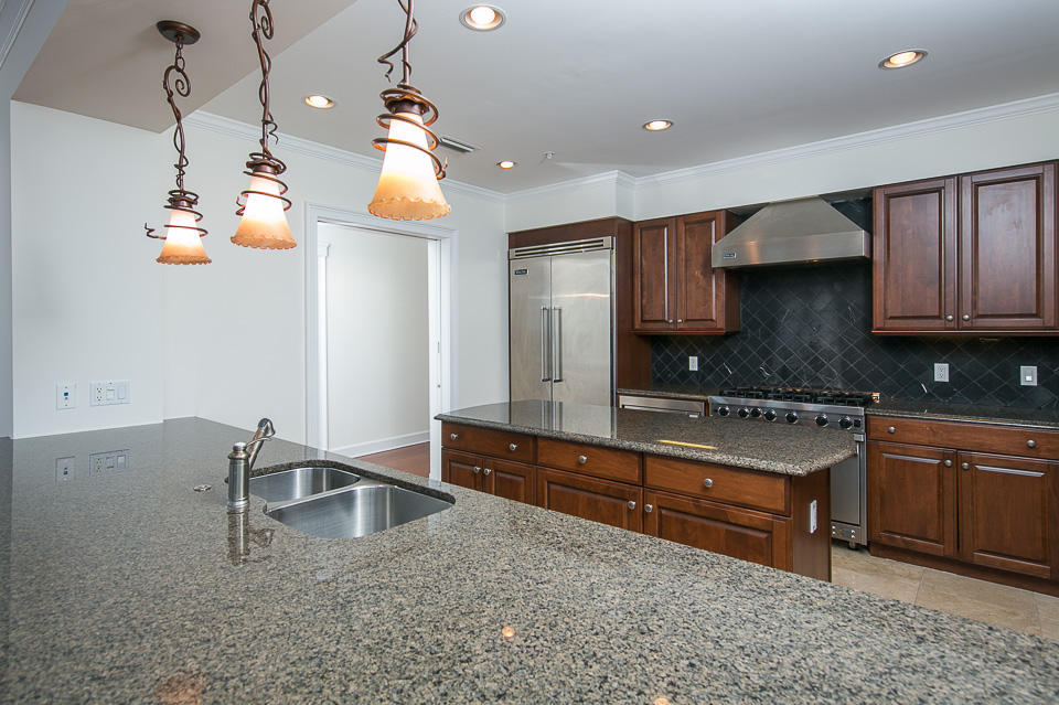 ONE WATER PLACE AT KELLY PLANTATION - Residential