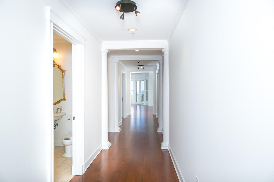 ONE WATER PLACE AT KELLY PLANTATION - Residential